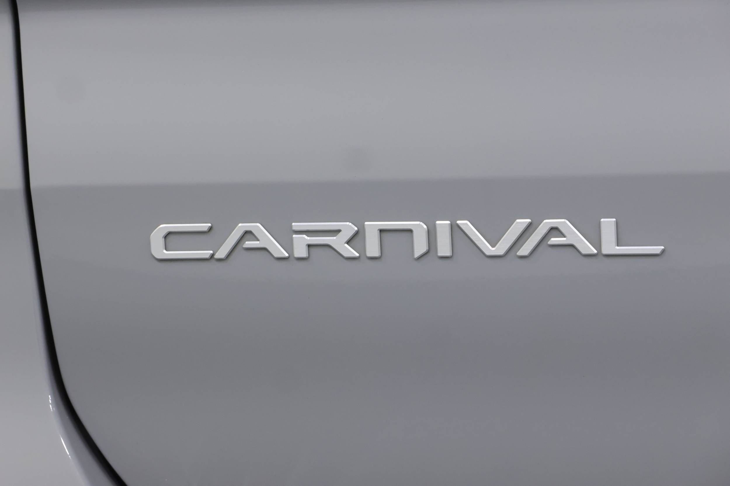 2022 Kia Carnival S