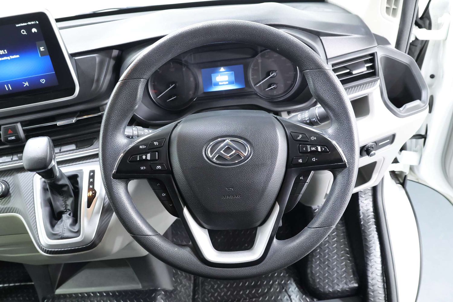 2022 Ldv Deliver 9 MWB Mid Roof