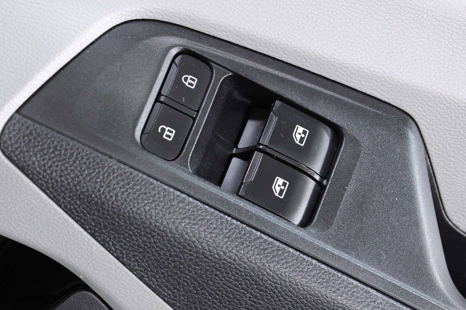 2022 Ldv Deliver 9 MWB Mid Roof