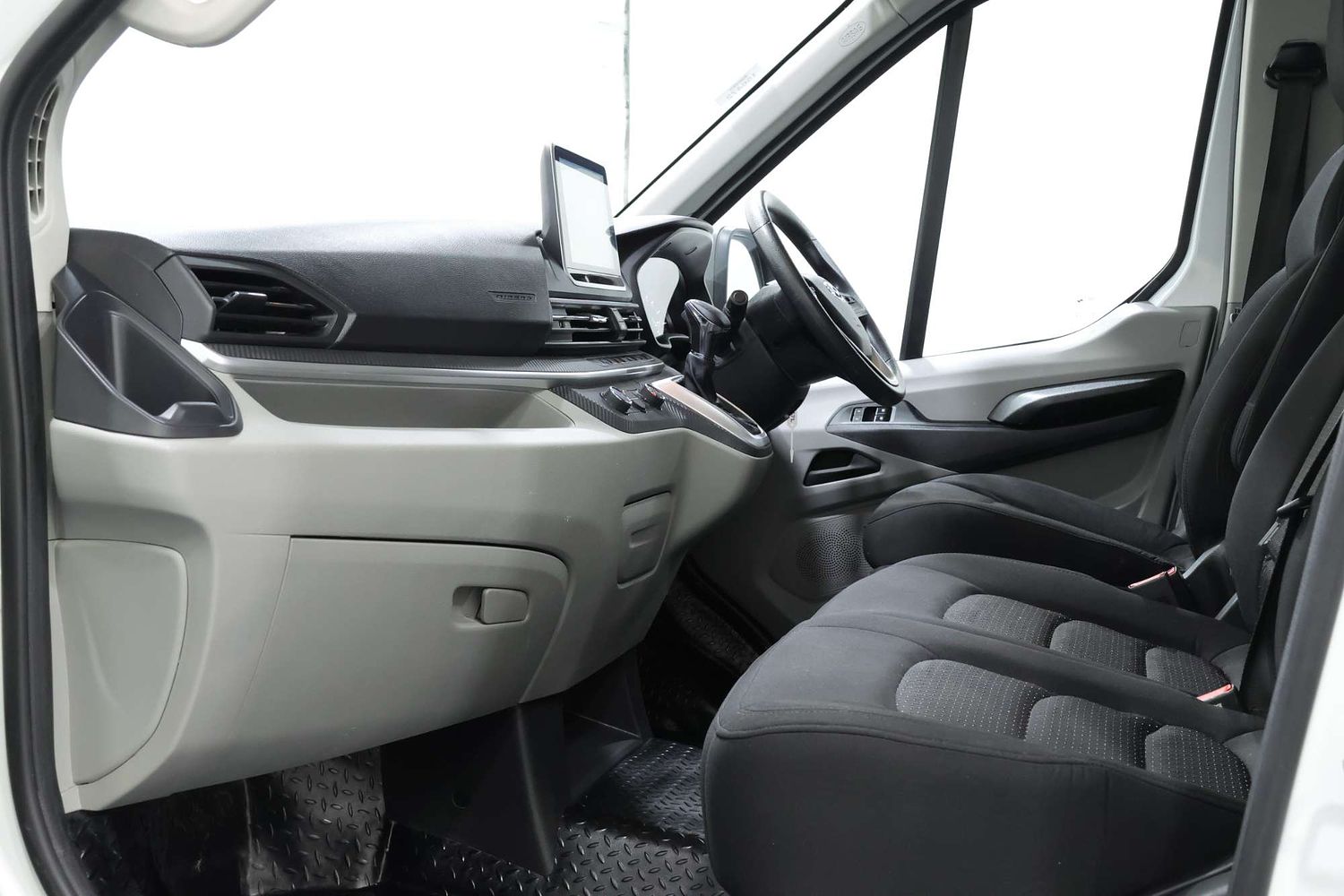 2022 Ldv Deliver 9 MWB Mid Roof