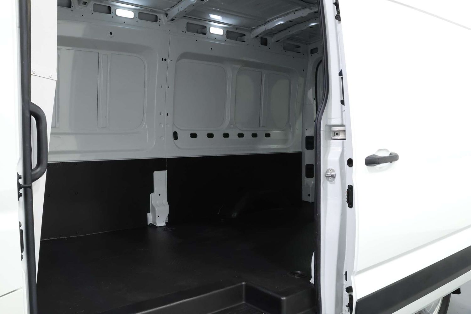 2022 Ldv Deliver 9 MWB Mid Roof