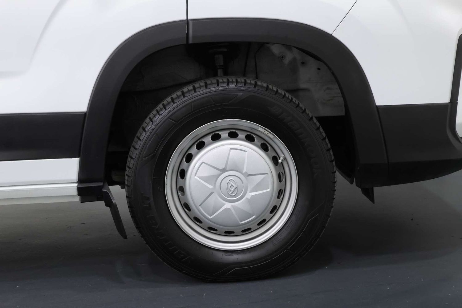 2022 Ldv Deliver 9 MWB Mid Roof