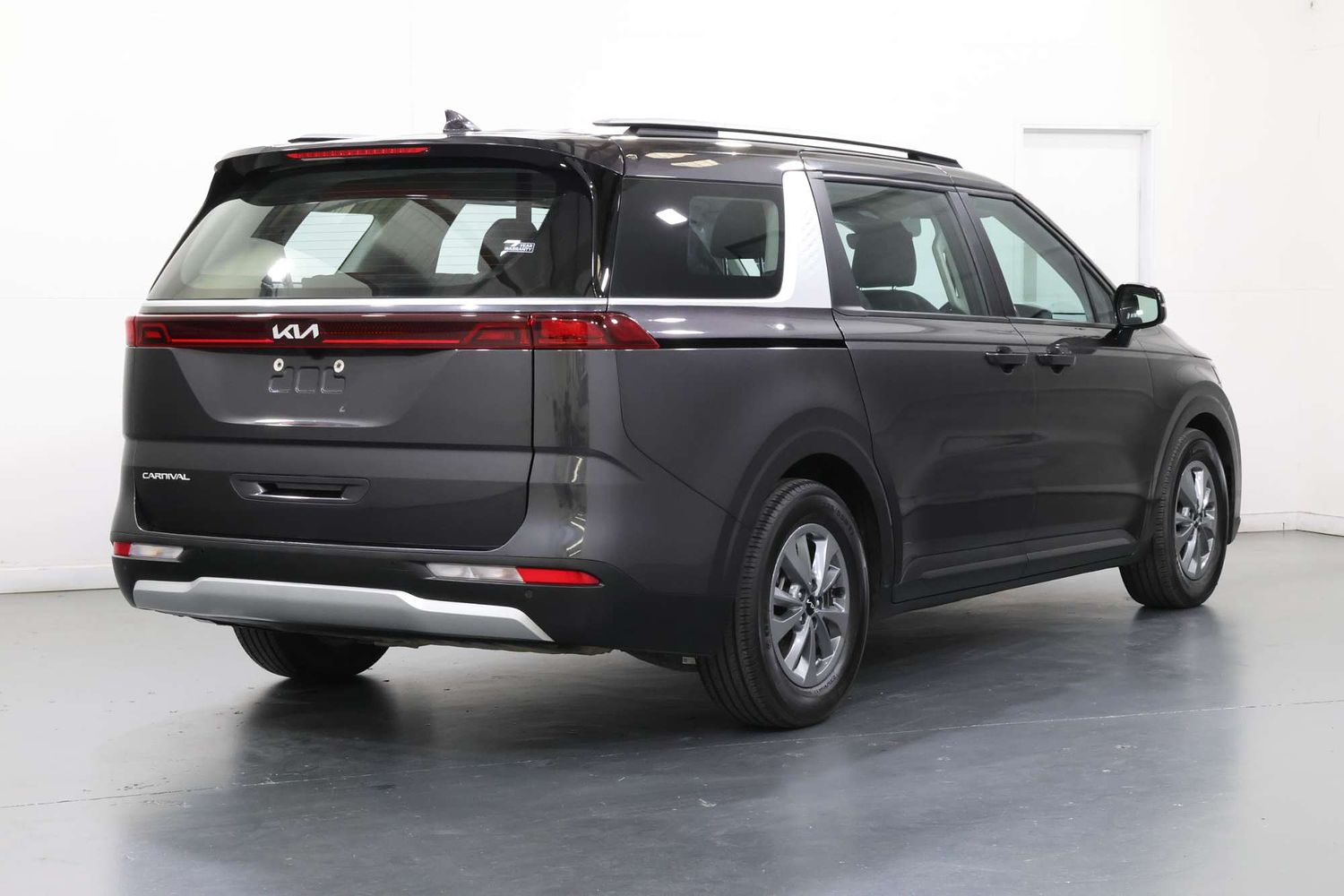 2022 Kia Carnival S