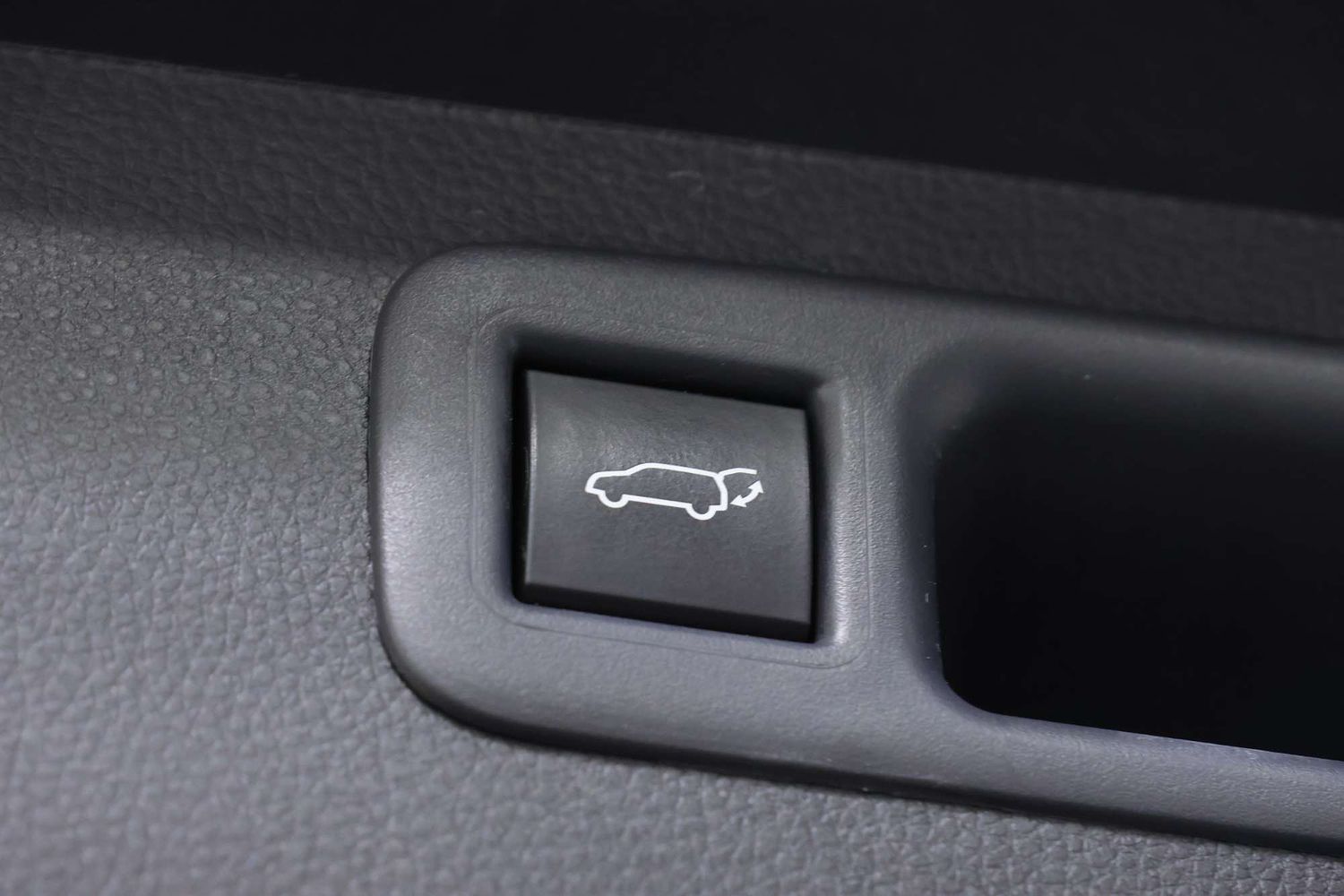 2023 Toyota Kluger GXL HYBRID AWD