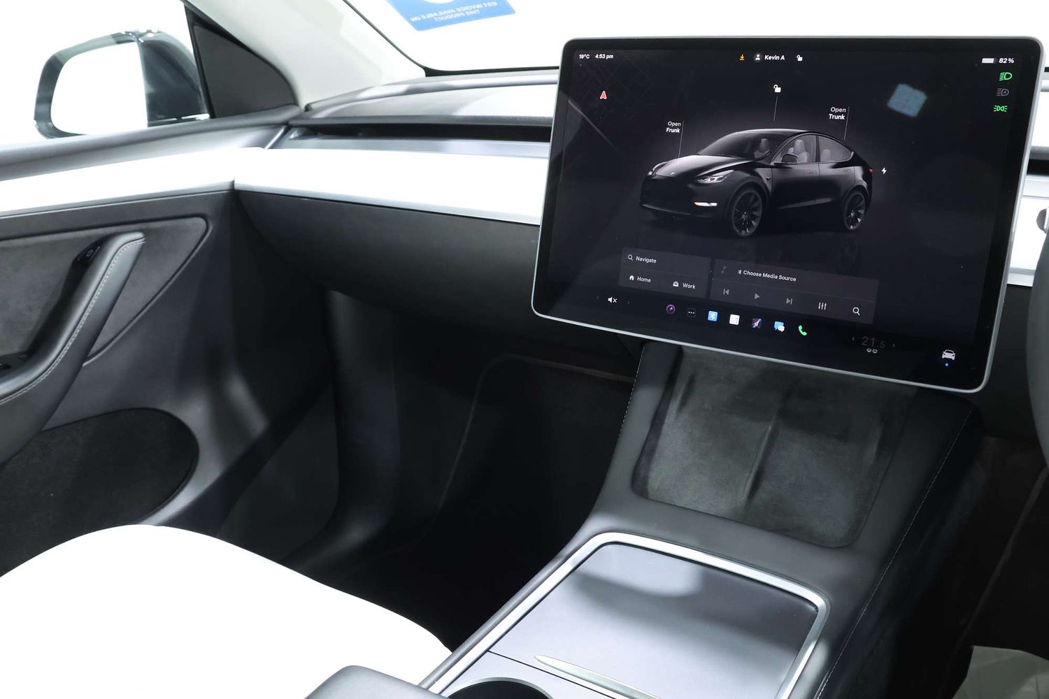 2022 Tesla Model Y Rear-Wheel Drive