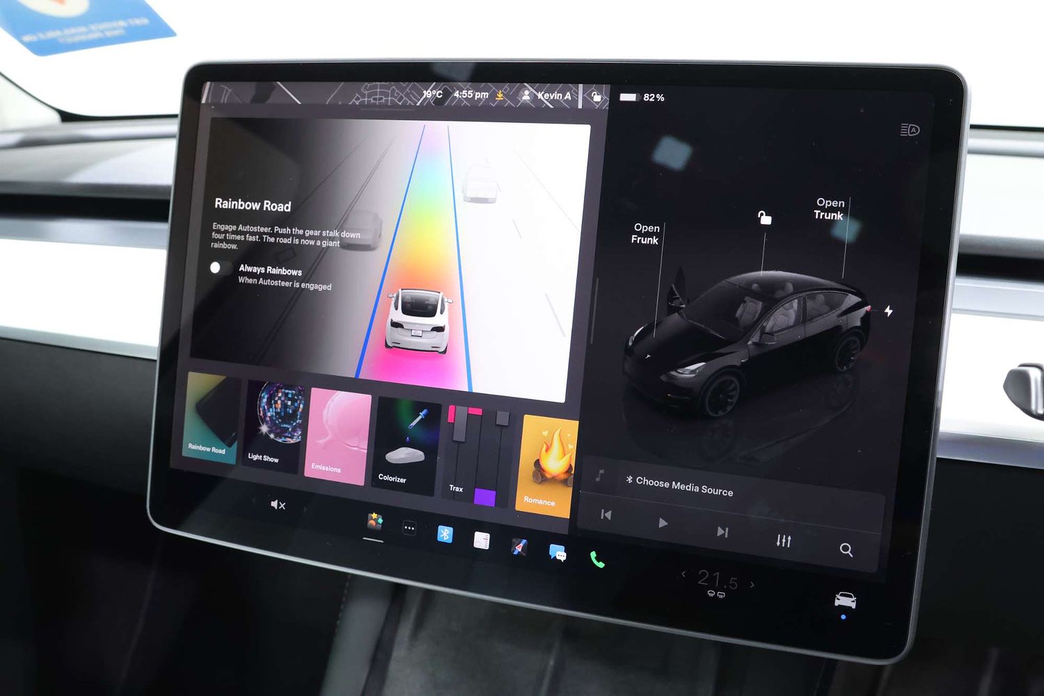 2022 Tesla Model Y Rear-Wheel Drive