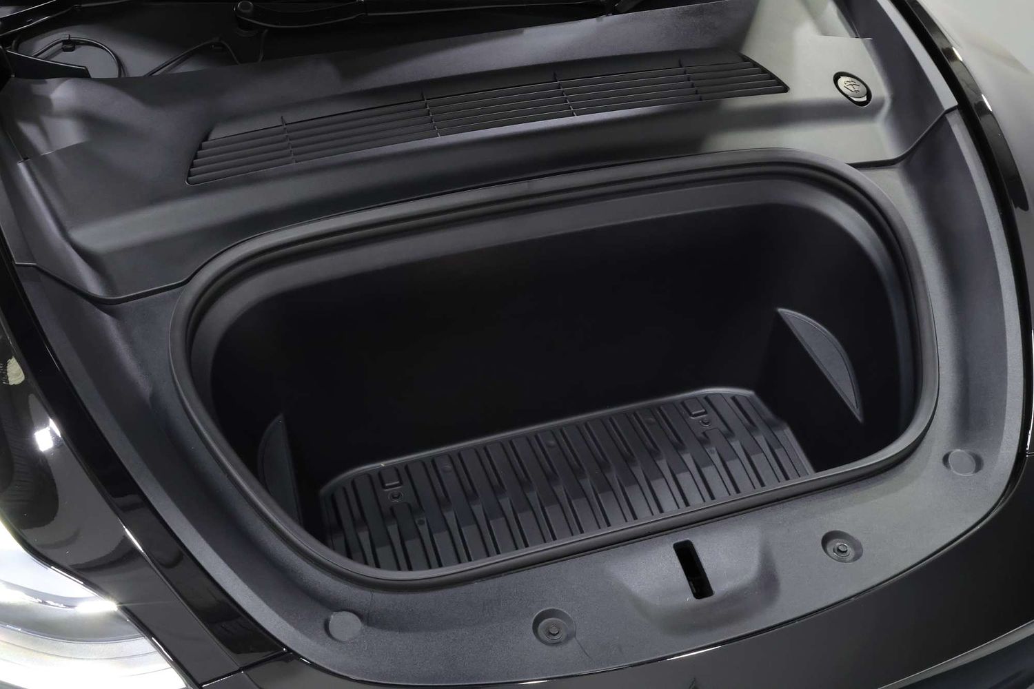 2022 Tesla Model Y Rear-Wheel Drive