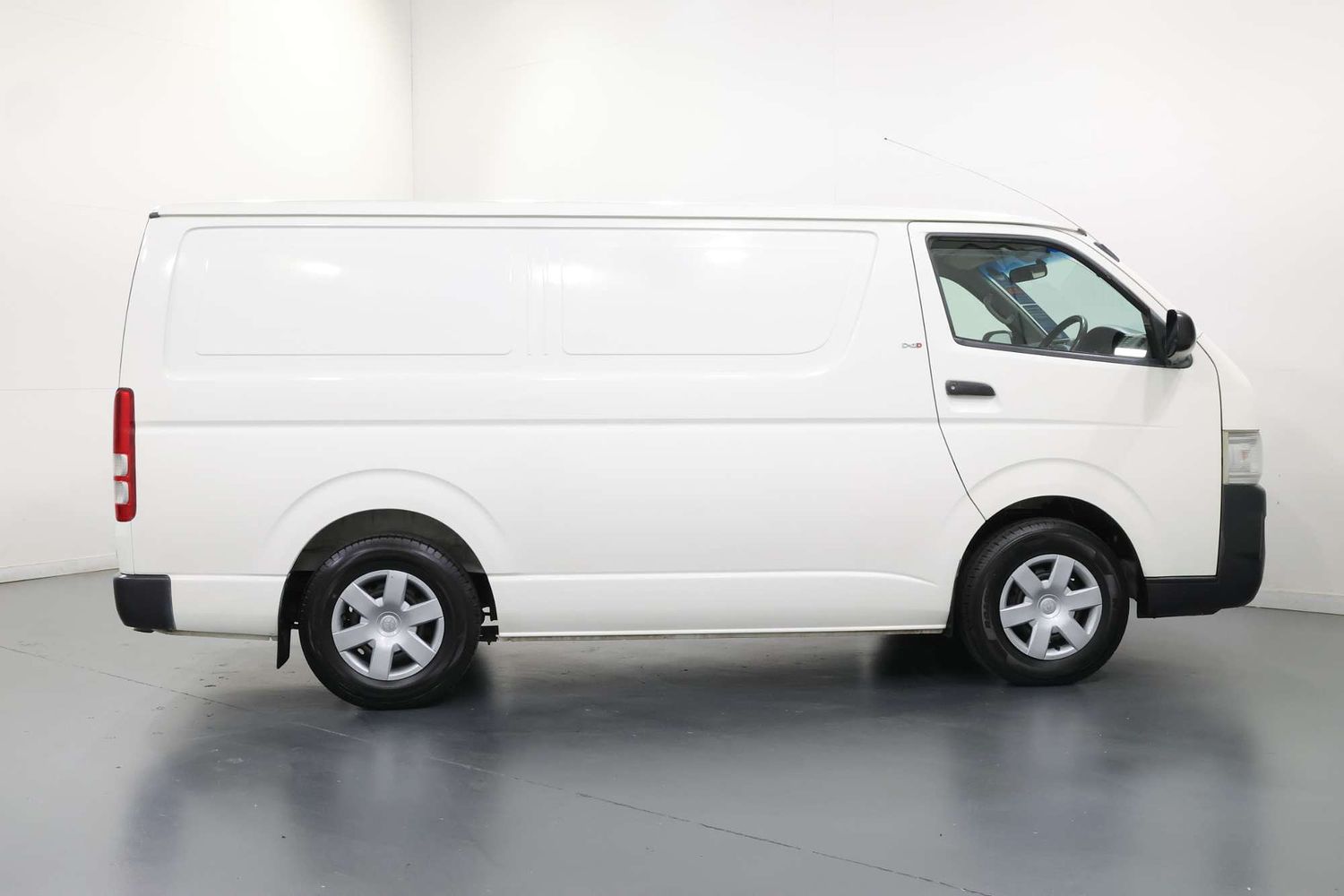 2010 Toyota Hiace