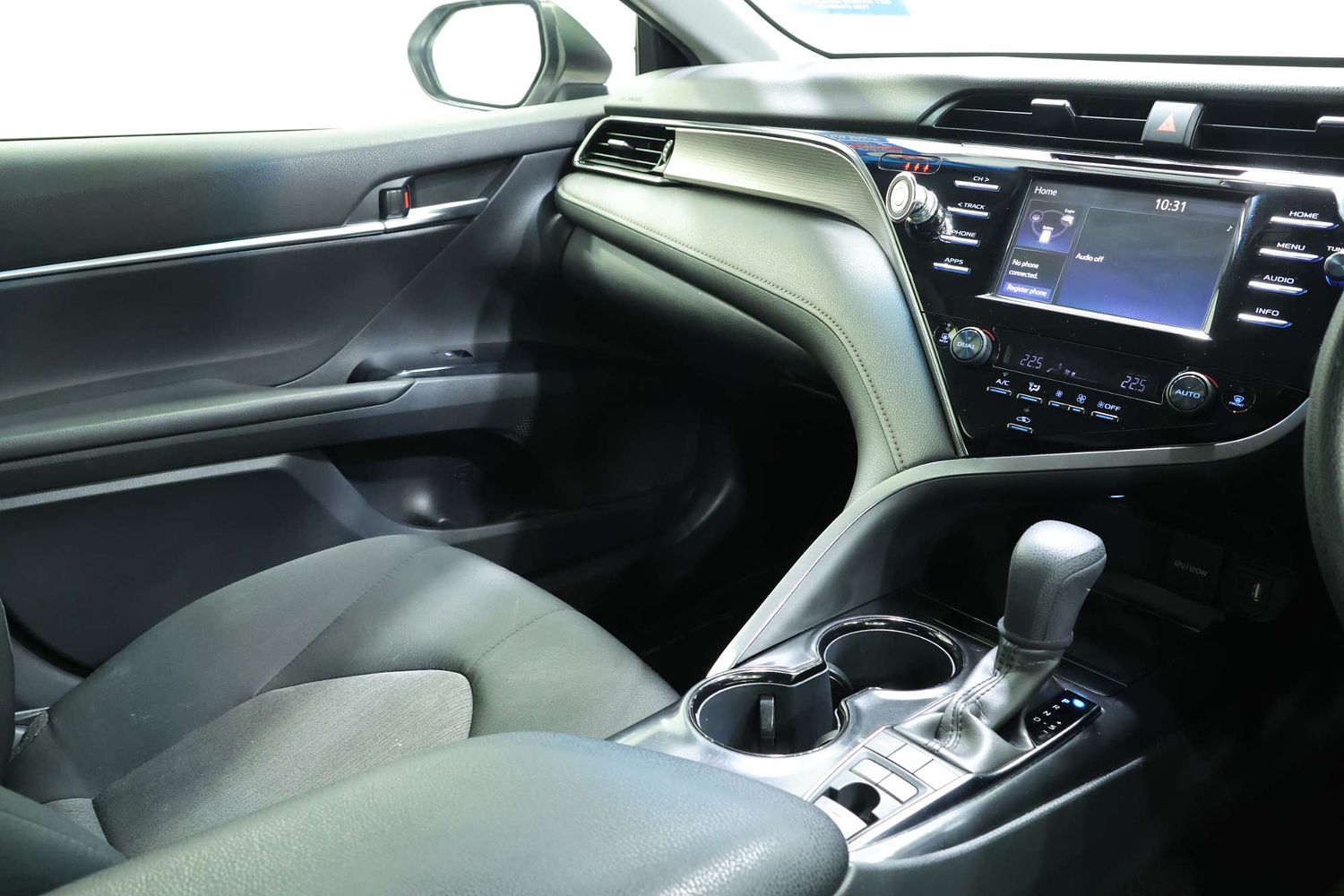 2019 Toyota Camry ASCENT