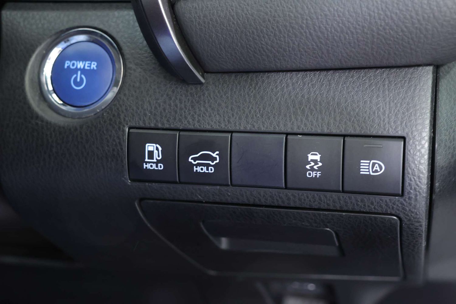 2019 Toyota Camry ASCENT