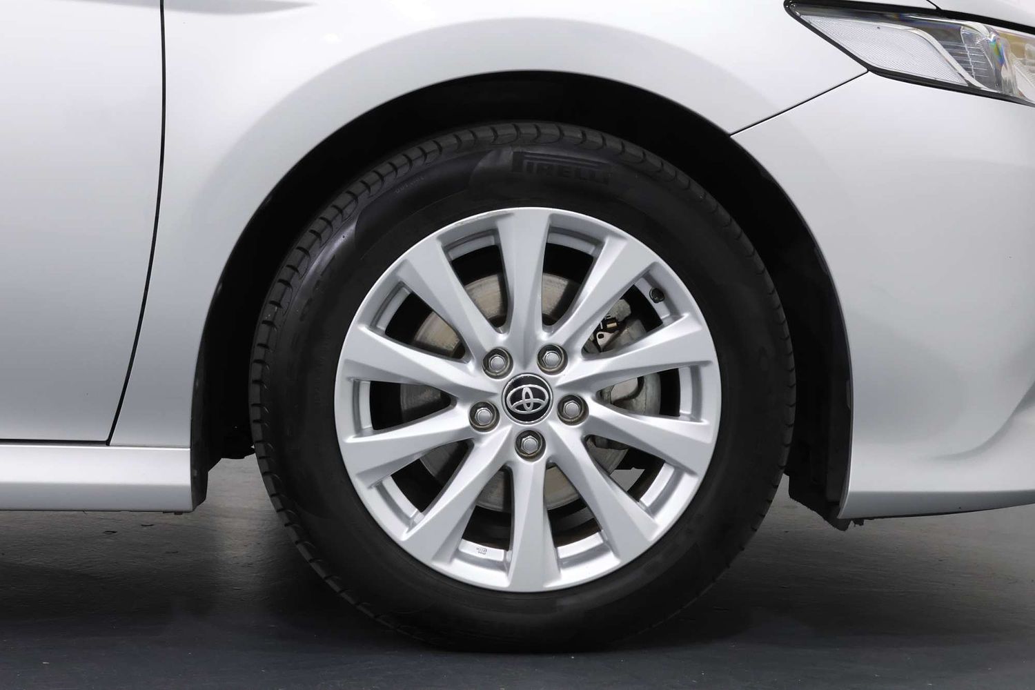 2019 Toyota Camry ASCENT