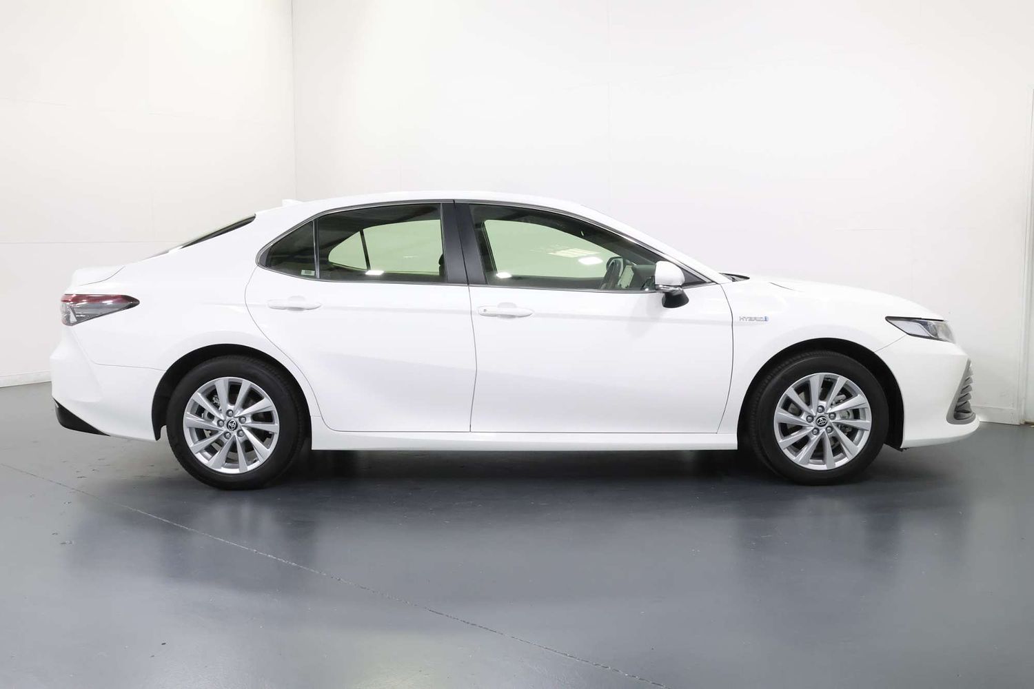 2023 Toyota Camry ASCENT