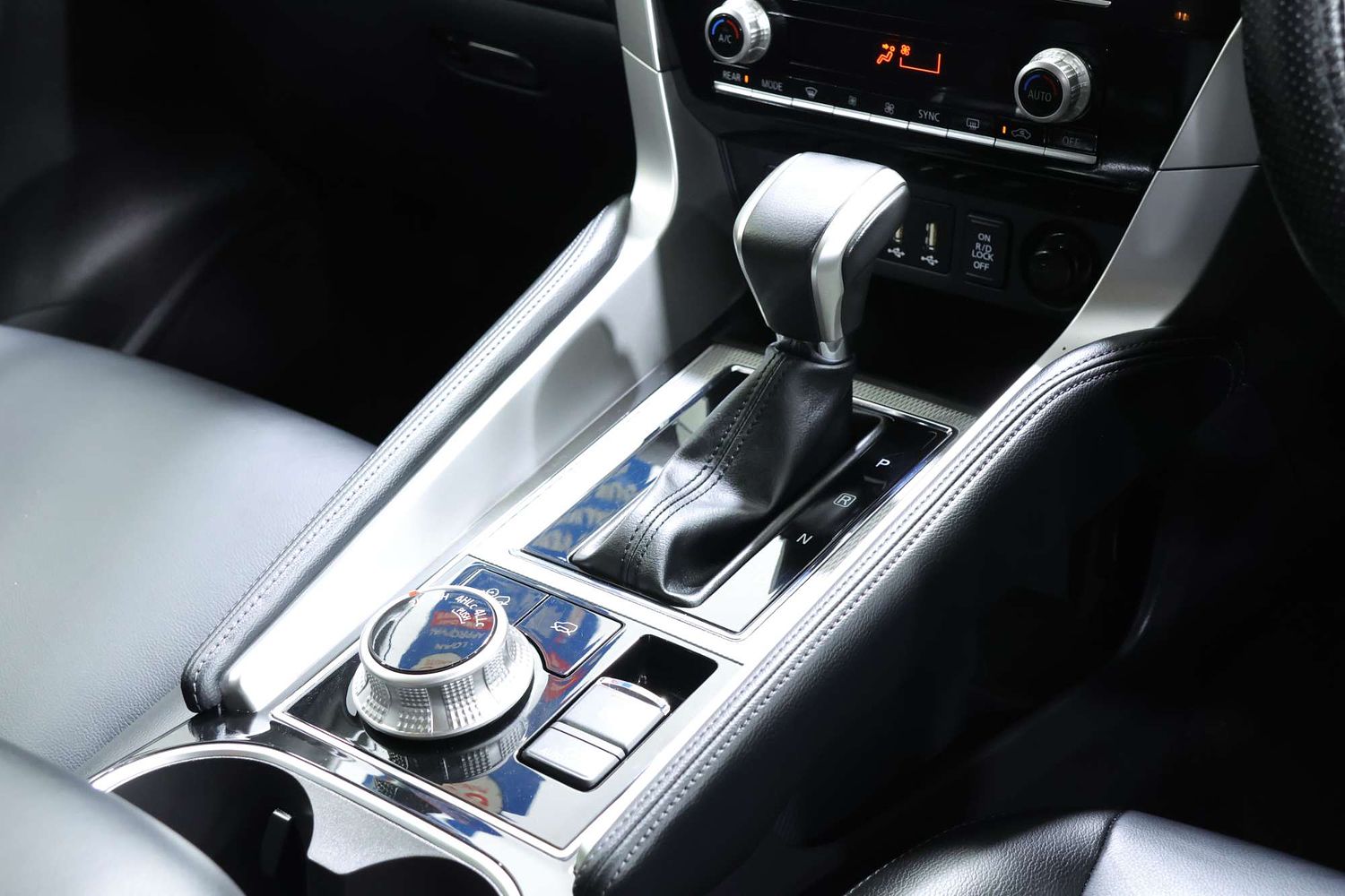 2023 Mitsubishi Pajero Sport GSR