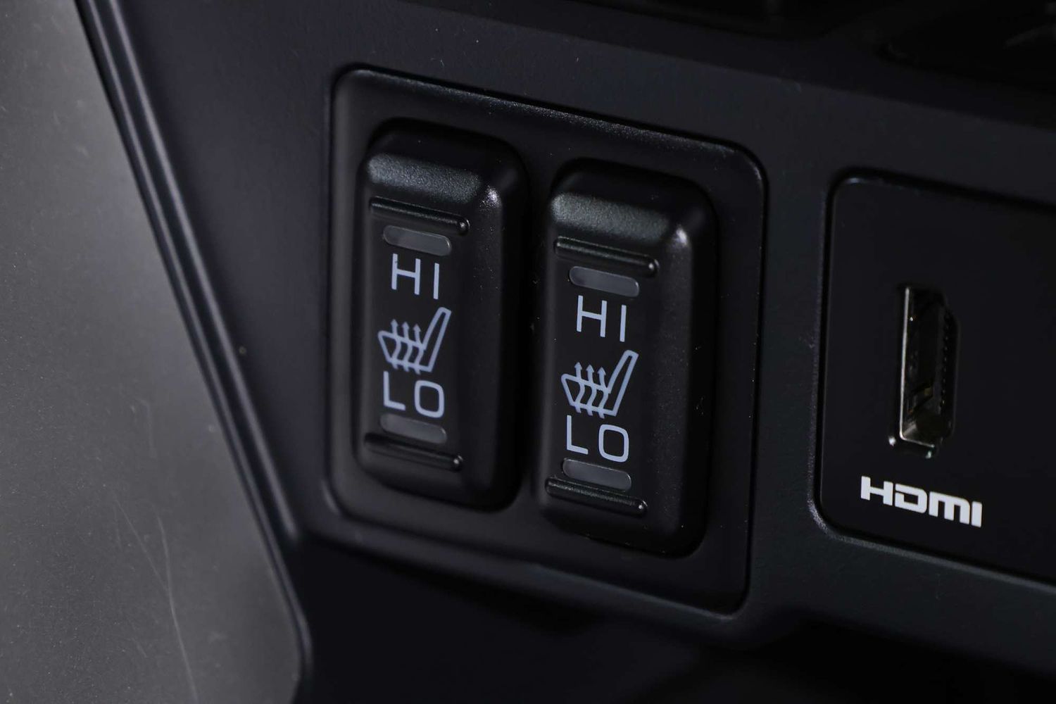 2023 Mitsubishi Pajero Sport GSR