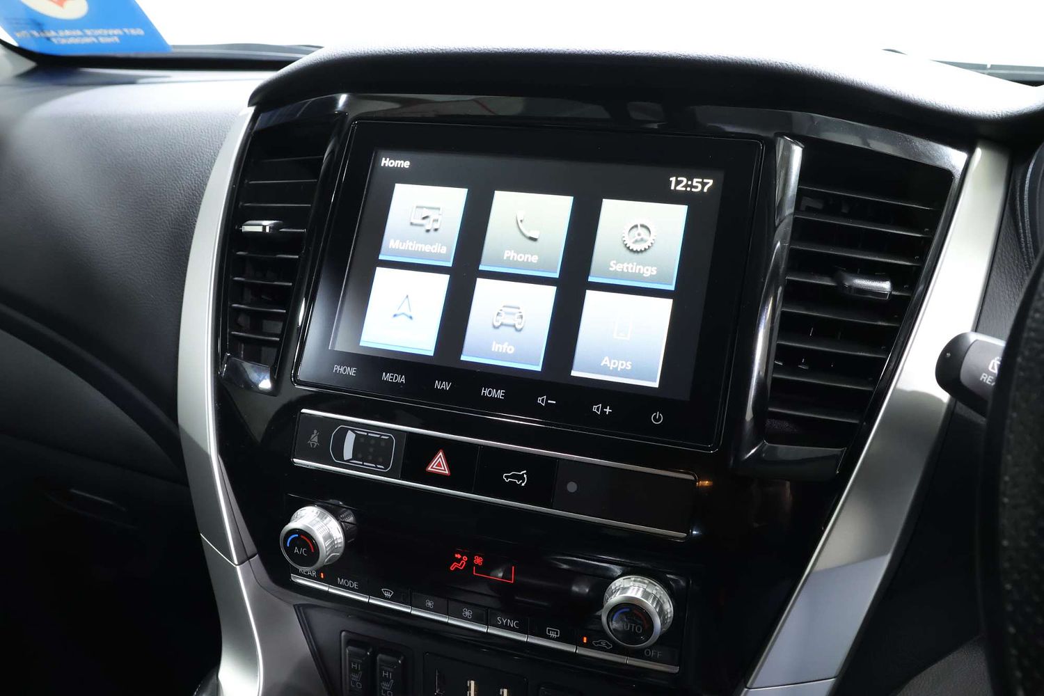 2023 Mitsubishi Pajero Sport GSR