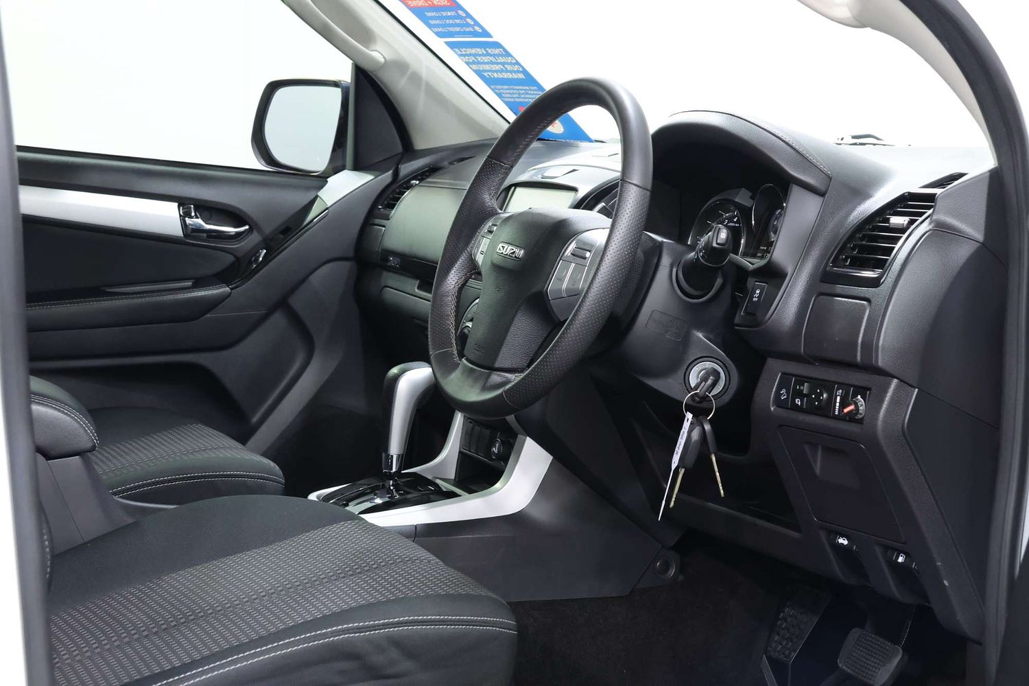 2017 Isuzu Mu-x LS-U 4x2