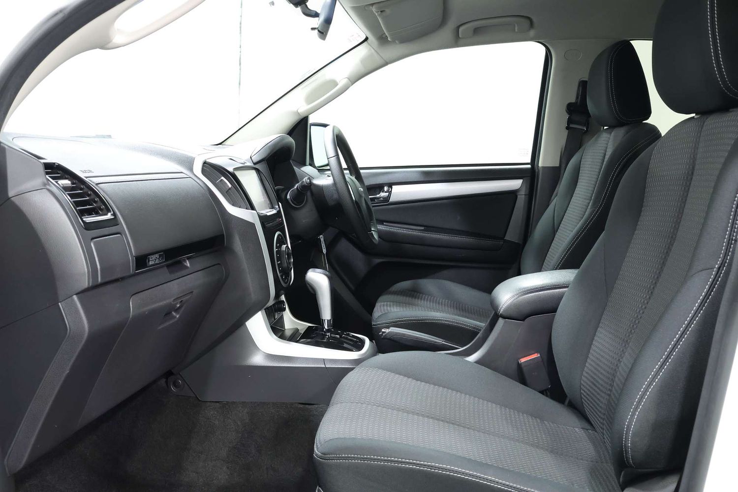 2017 Isuzu Mu-x LS-U 4x2