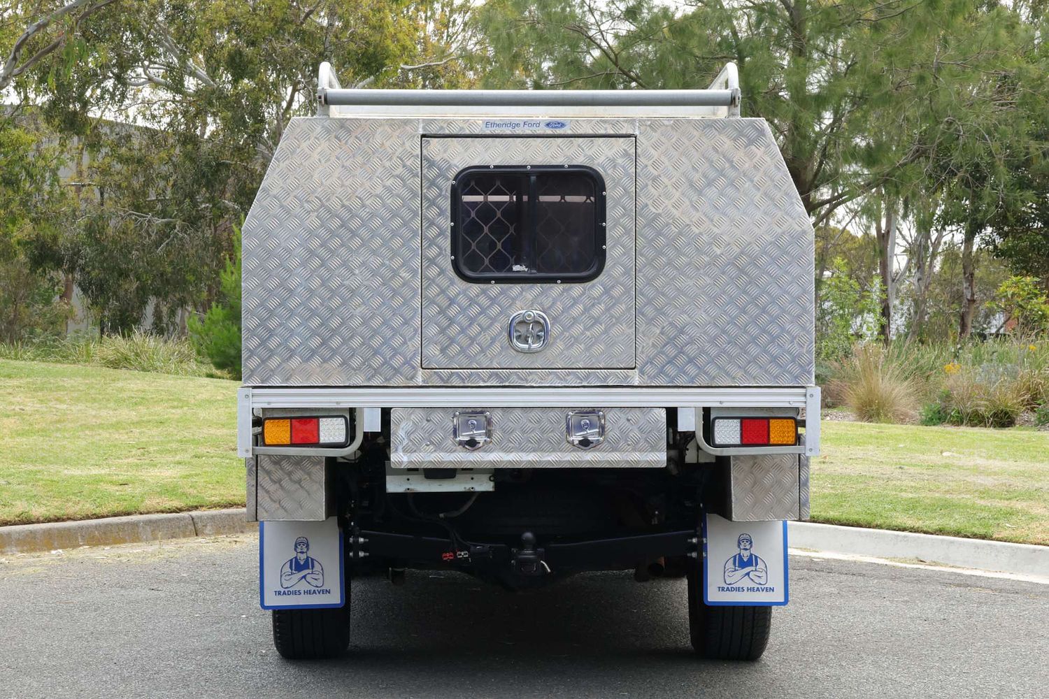 2017 Toyota Hilux SR5