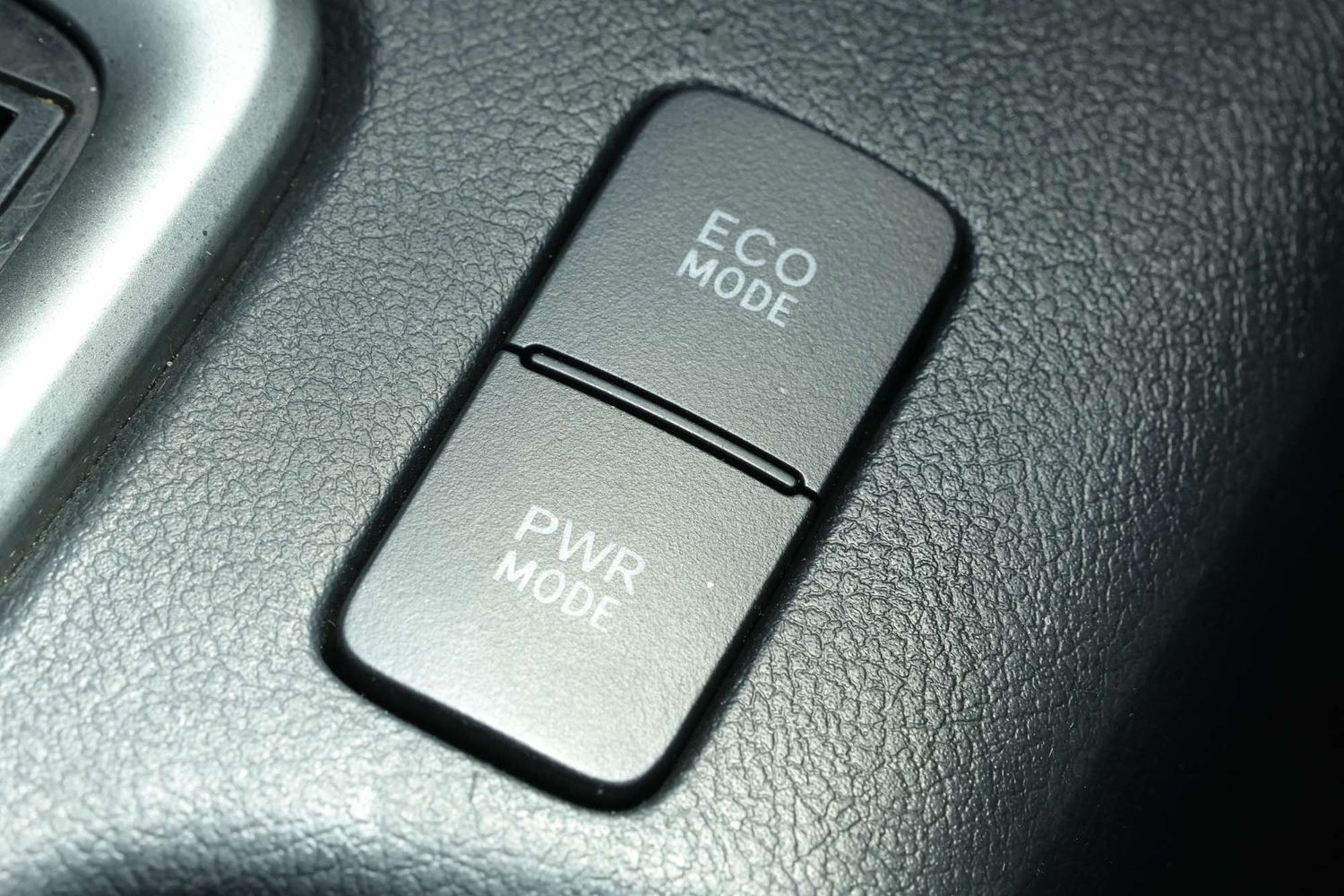 2017 Toyota Hilux SR5