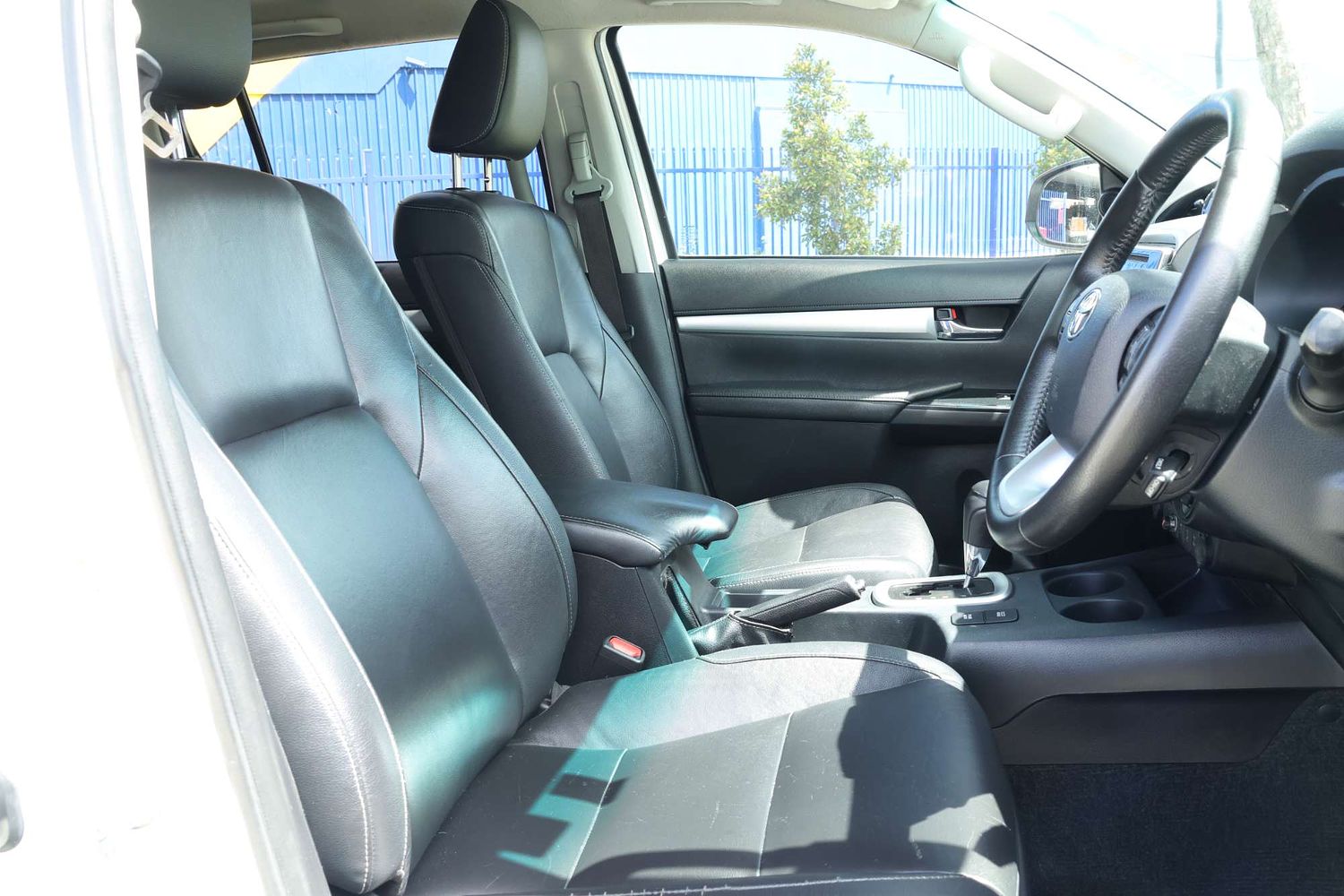 2017 Toyota Hilux SR5