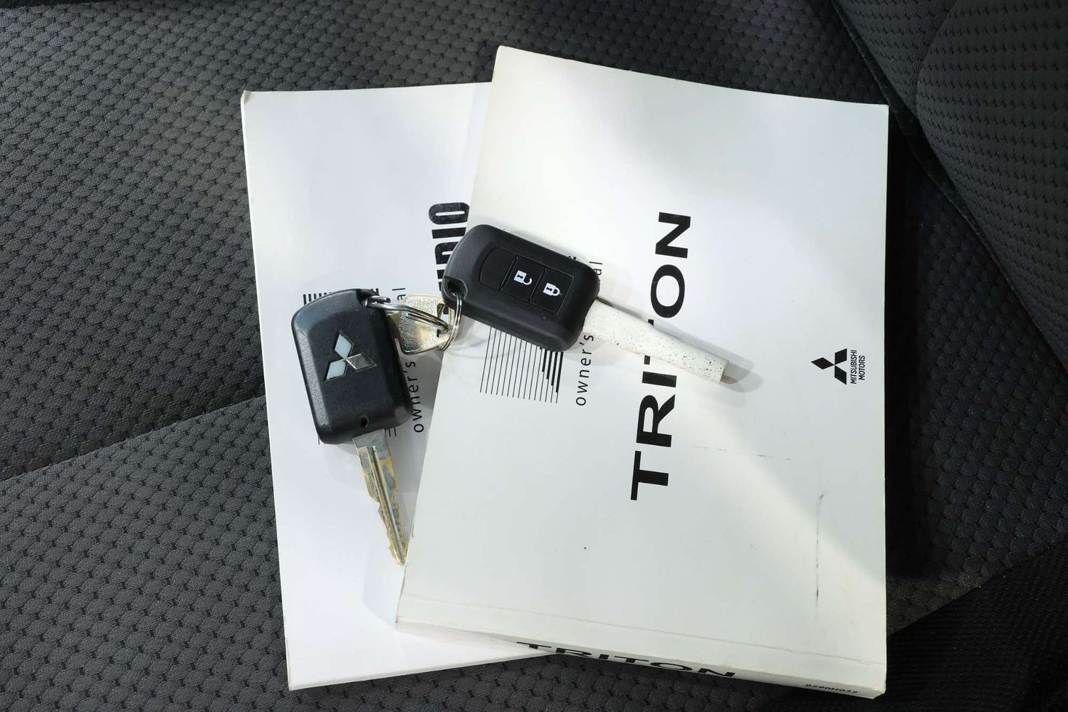 2017 Mitsubishi Triton GLX