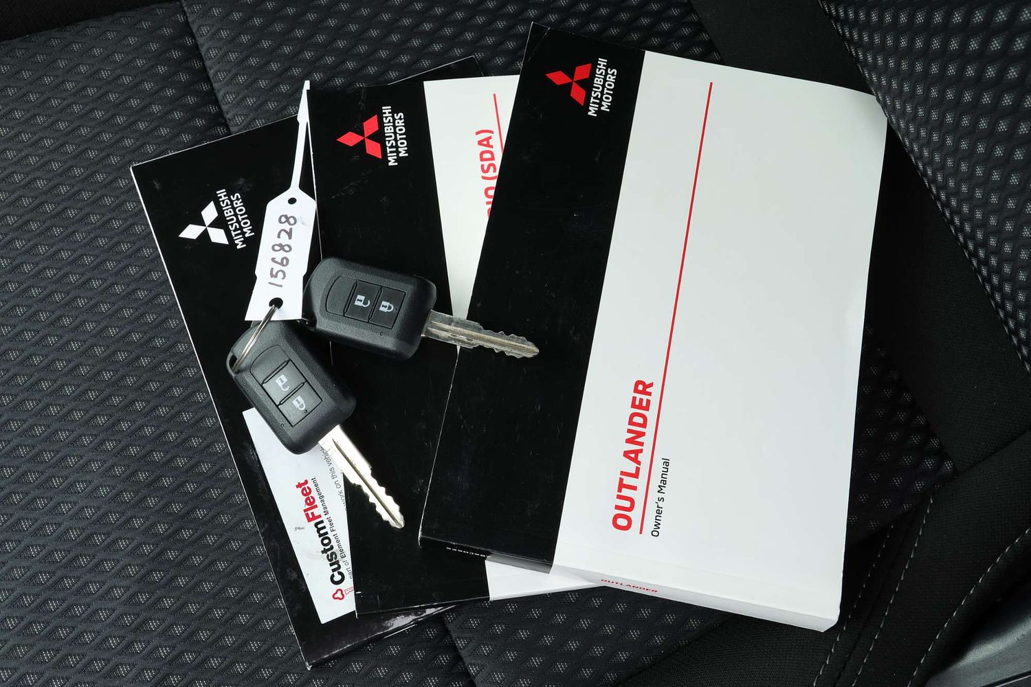 2021 Mitsubishi Outlander ES