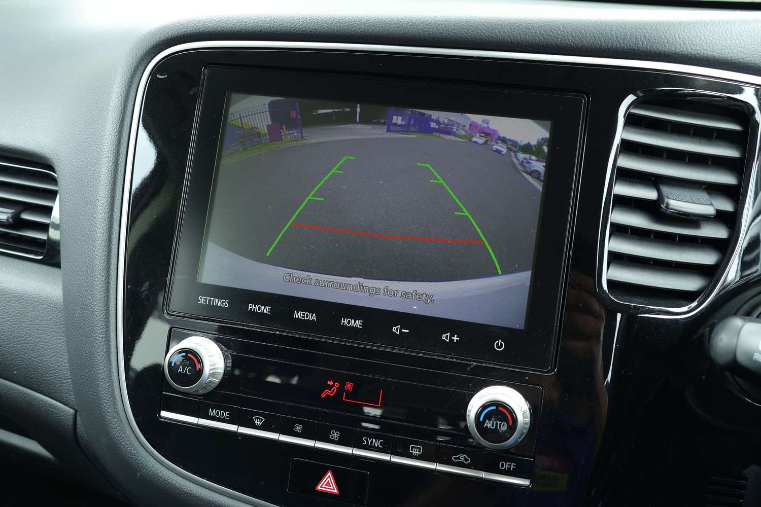 2021 Mitsubishi Outlander ES