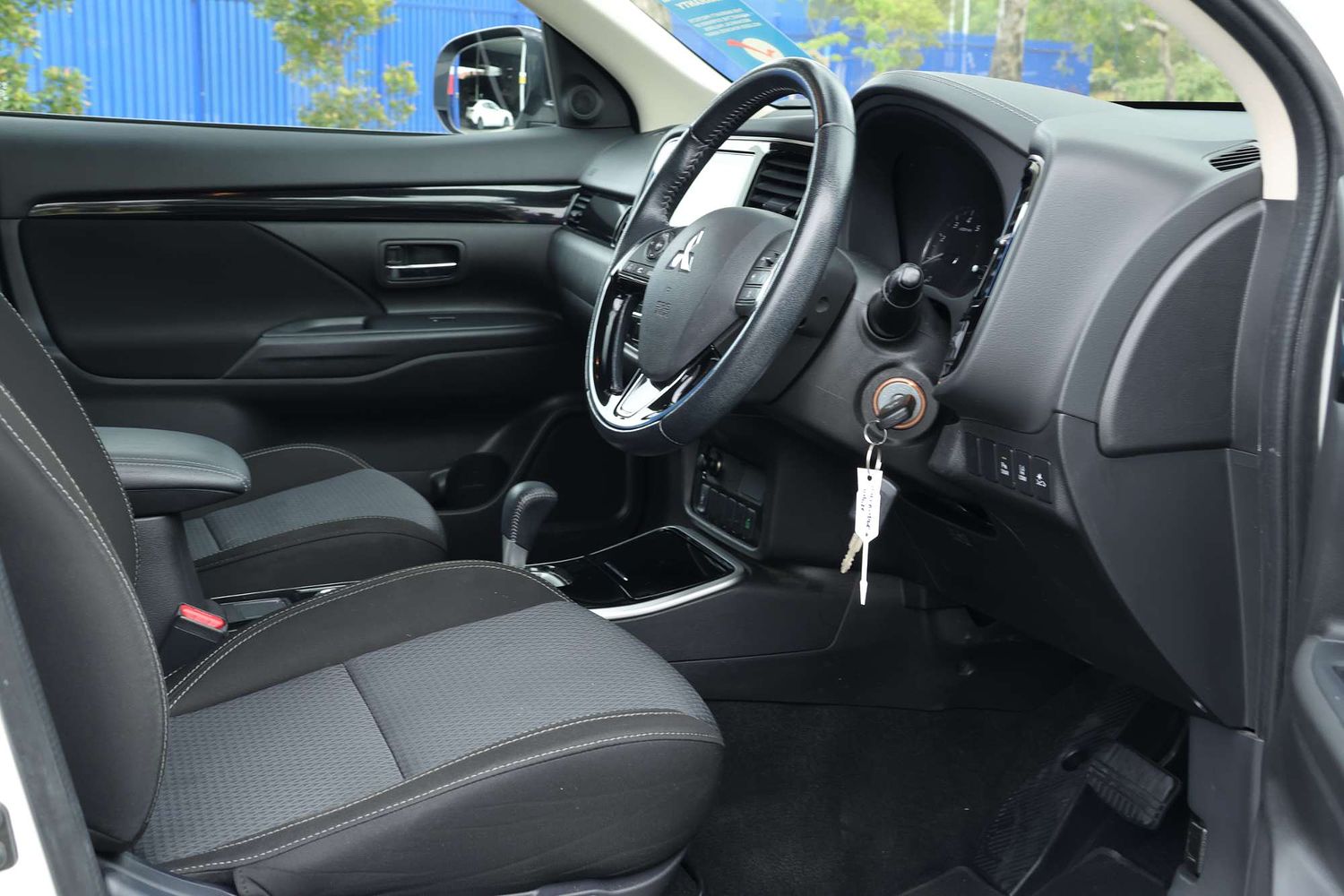 2021 Mitsubishi Outlander ES