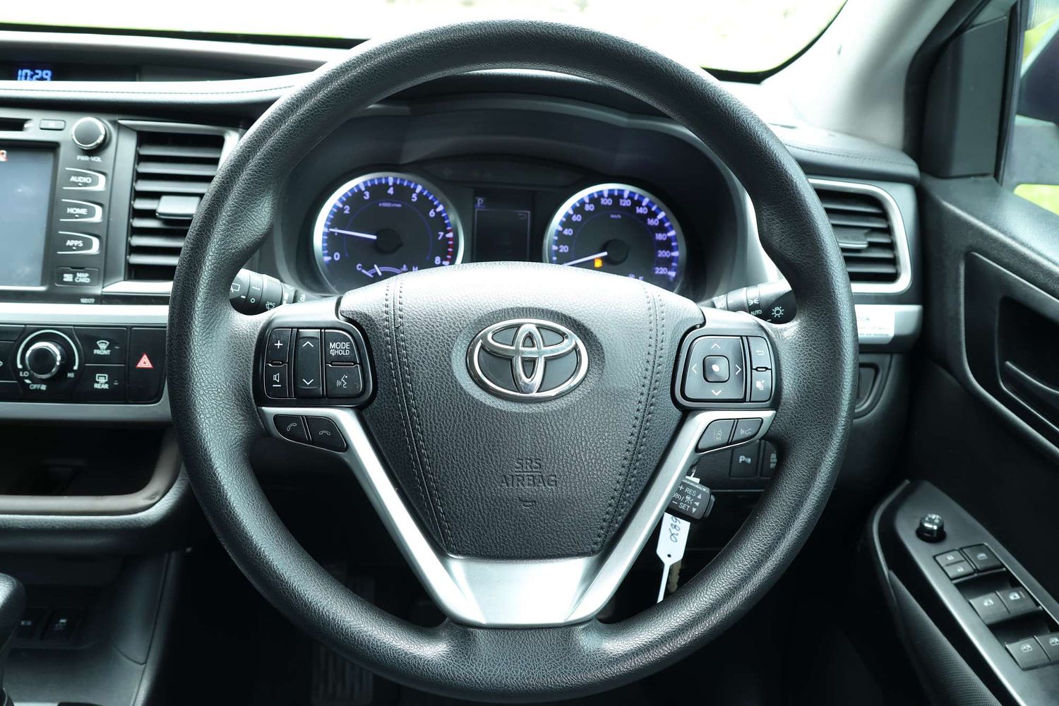 2018 Toyota Kluger GX