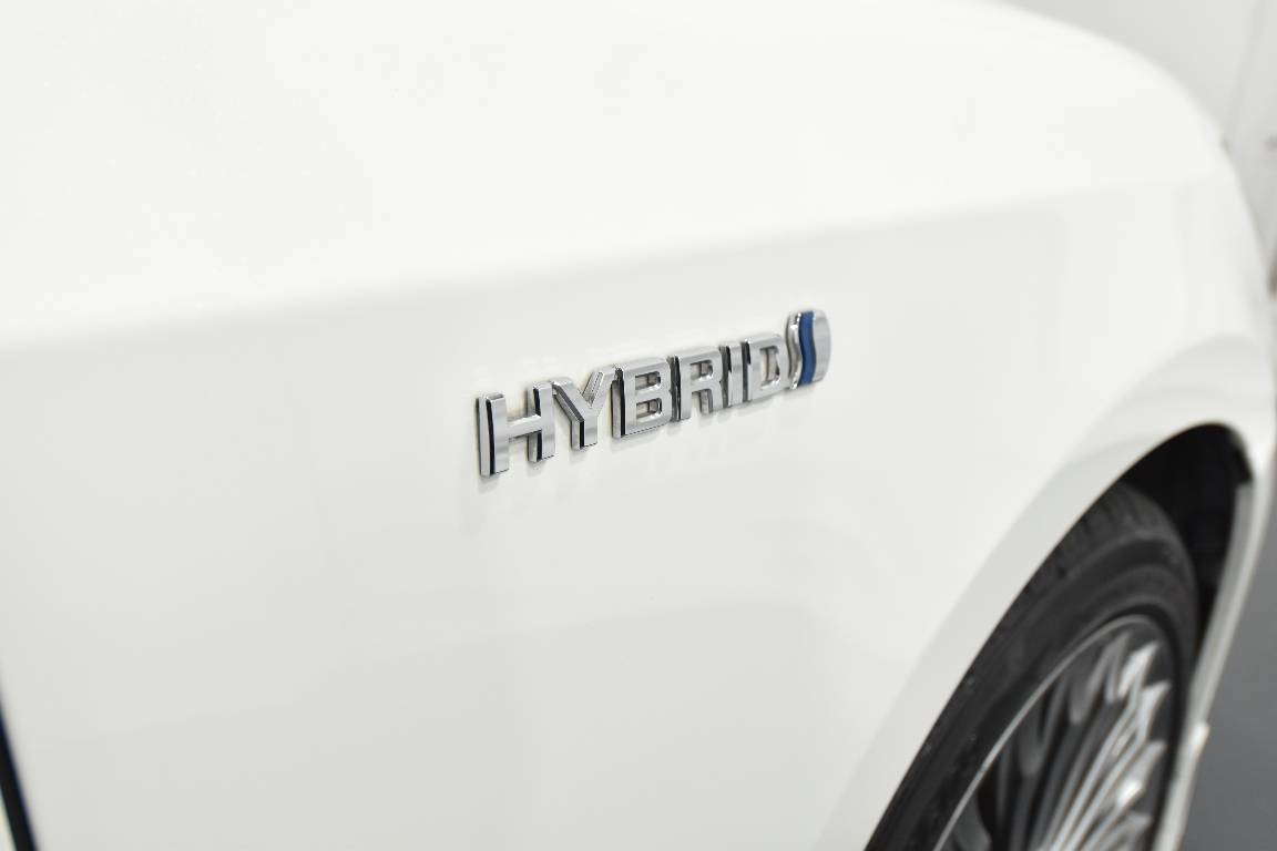 2013 Toyota Crown MAJESTA HYBRID 3.5L 5 SEATER