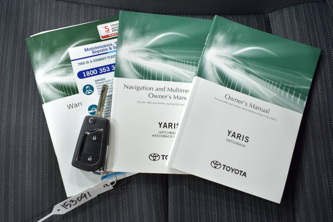 2021 Toyota Yaris ASCENT SPORT