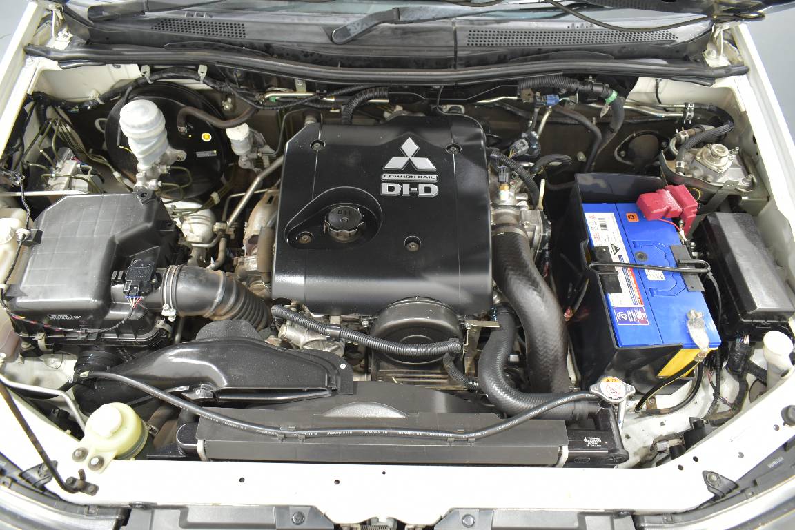 2015 Mitsubishi Triton GL