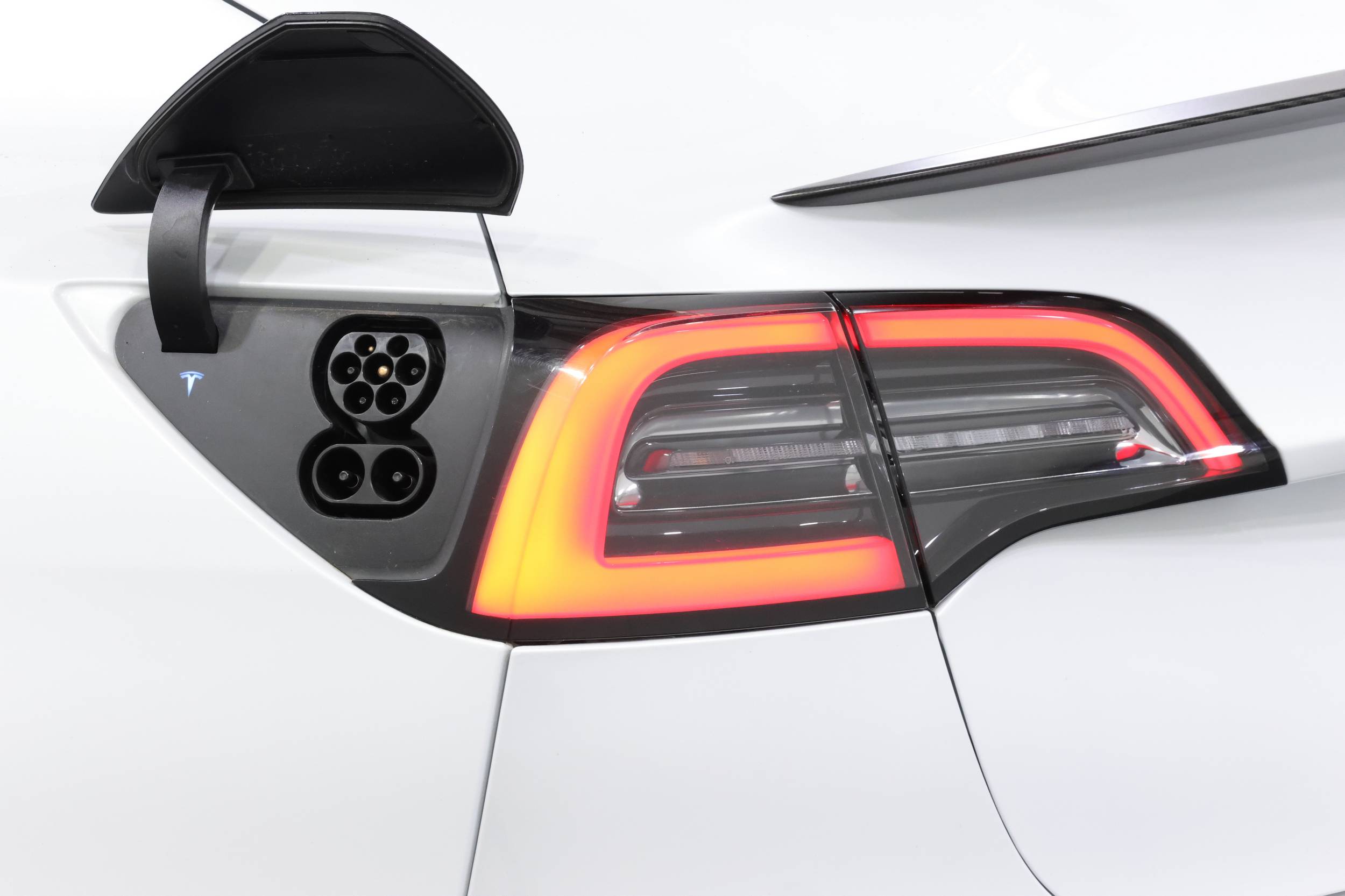 2020 Tesla Model 3 Performance