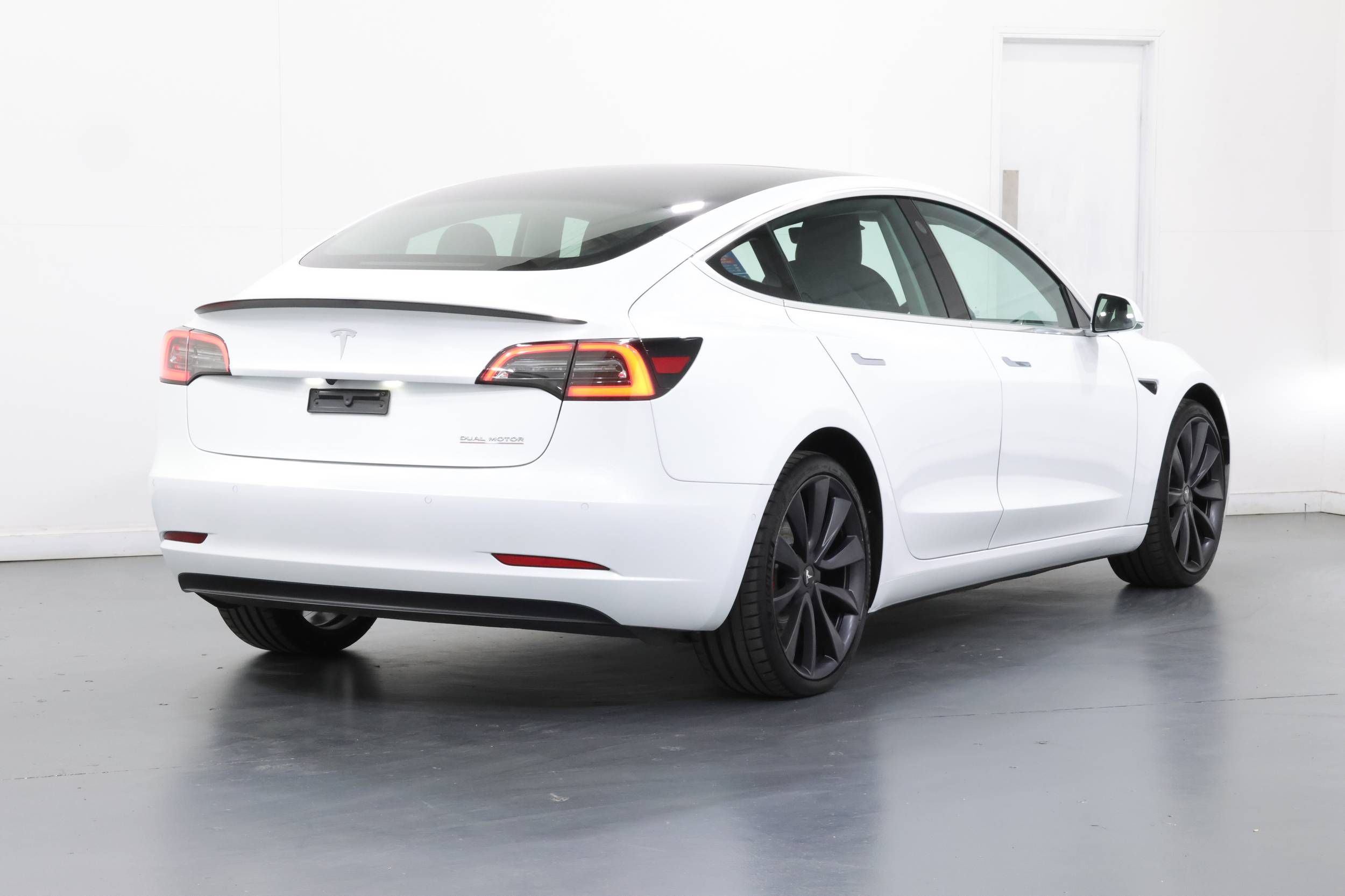 2020 Tesla Model 3 Performance