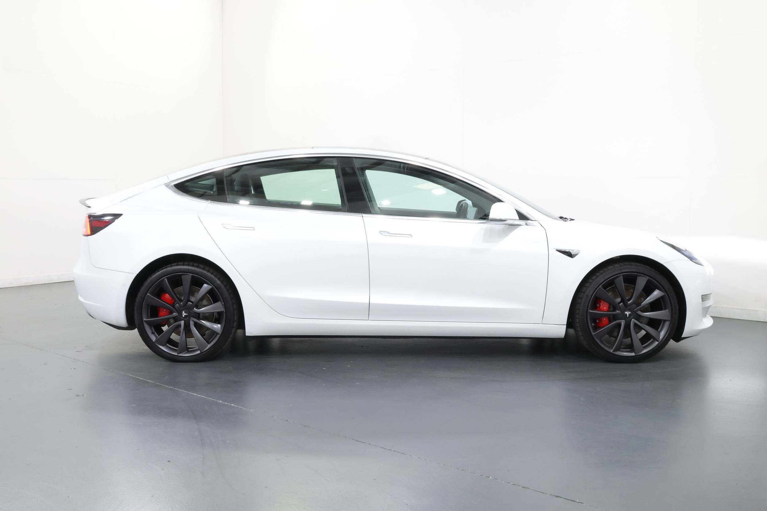 2020 Tesla Model 3 Performance
