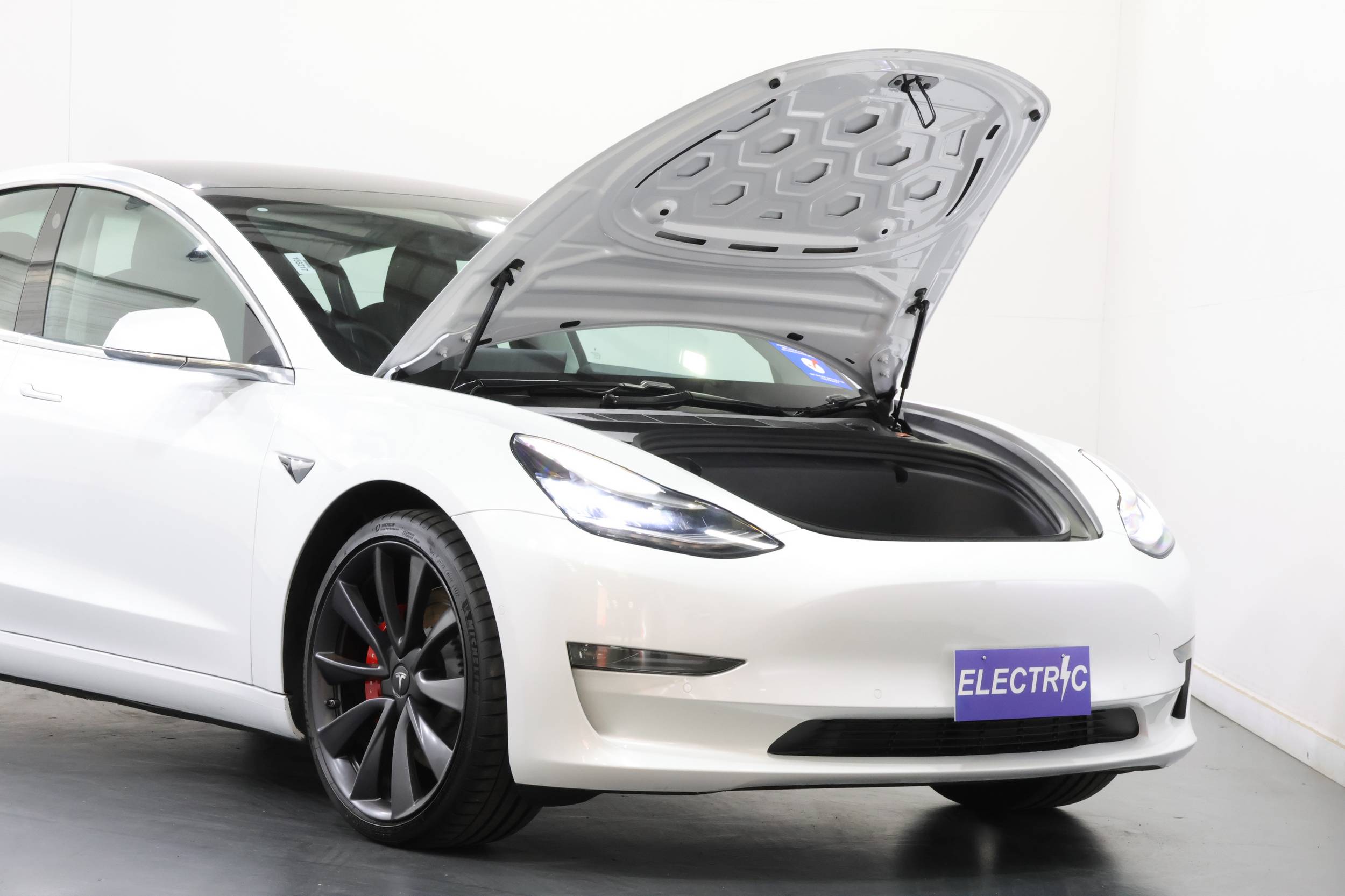 2020 Tesla Model 3 Performance