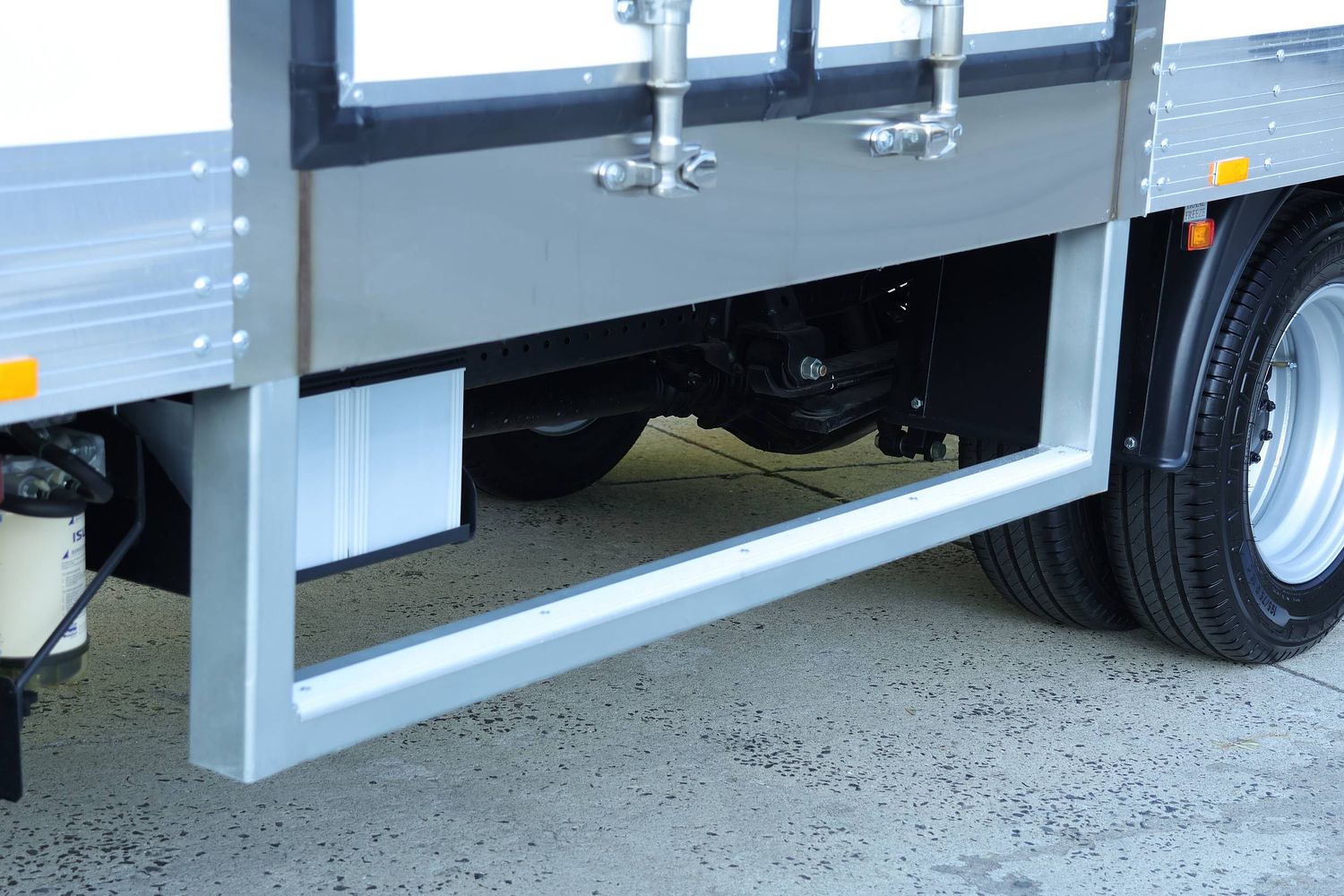 2024 Isuzu N Series NNR 45-150