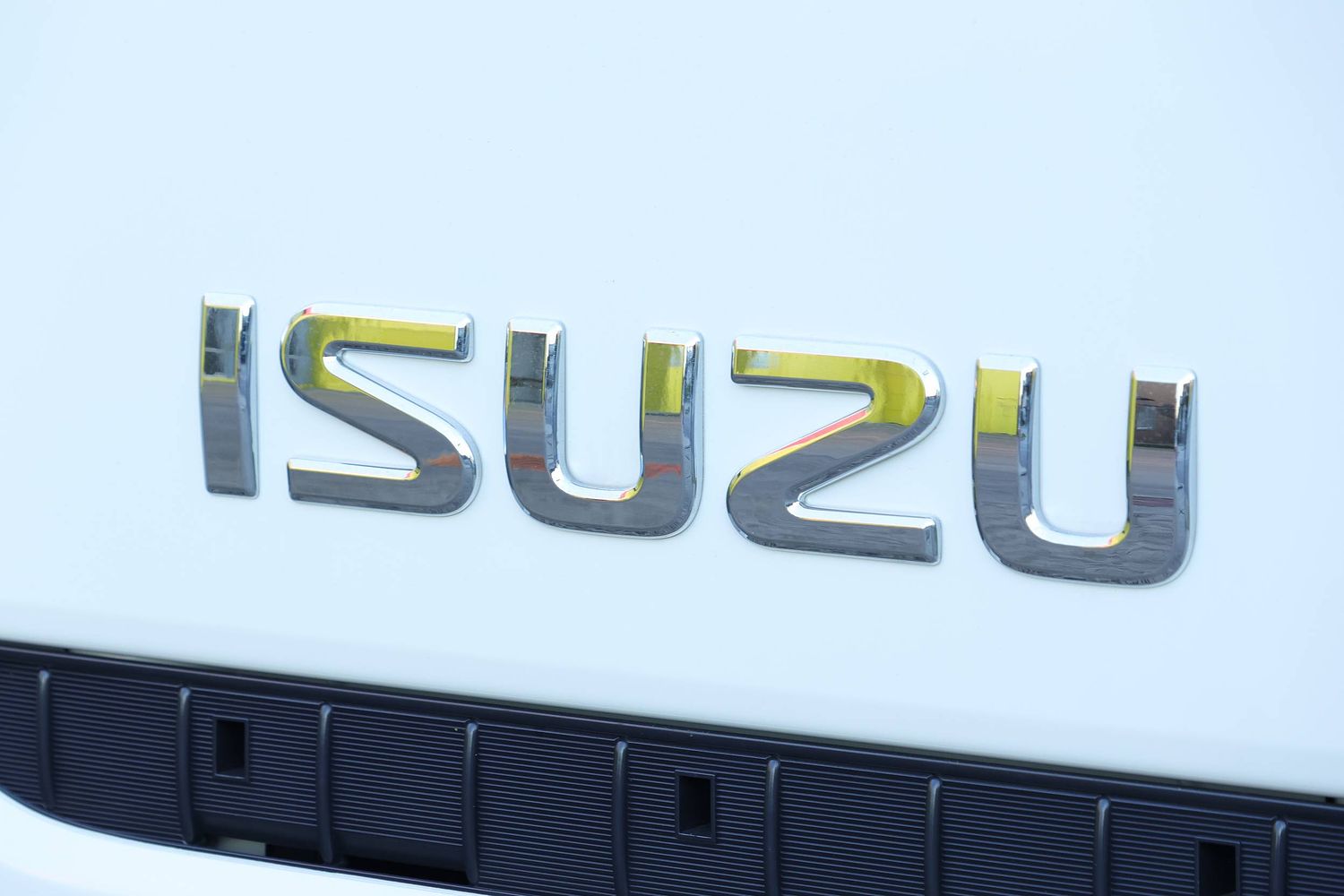 2024 Isuzu N Series NNR 45-150