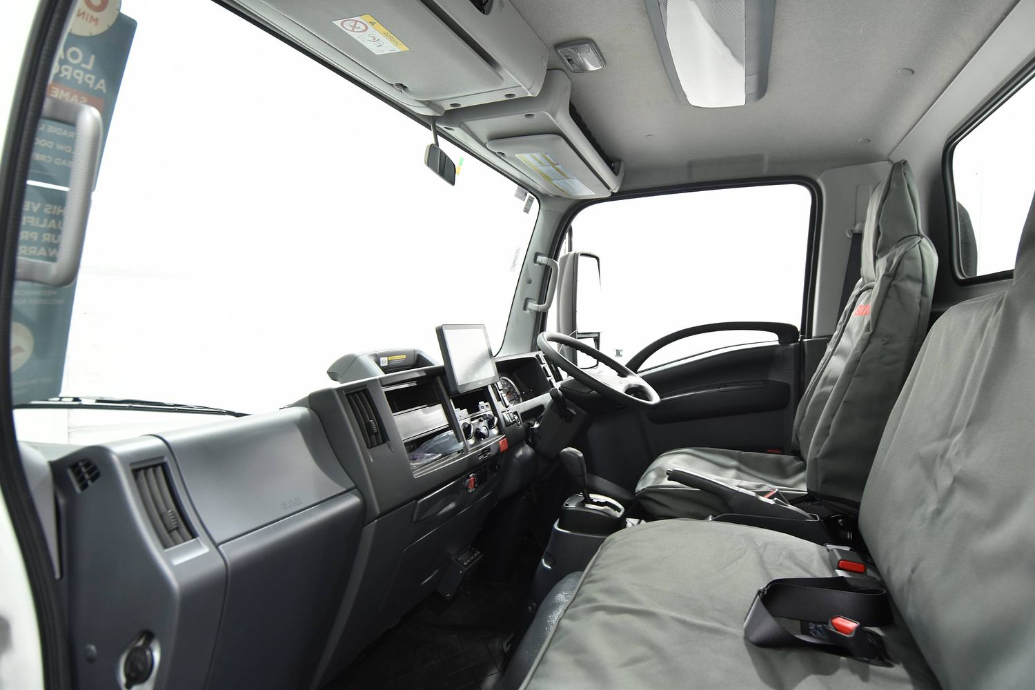 2024 Isuzu N Series NNR 45-150