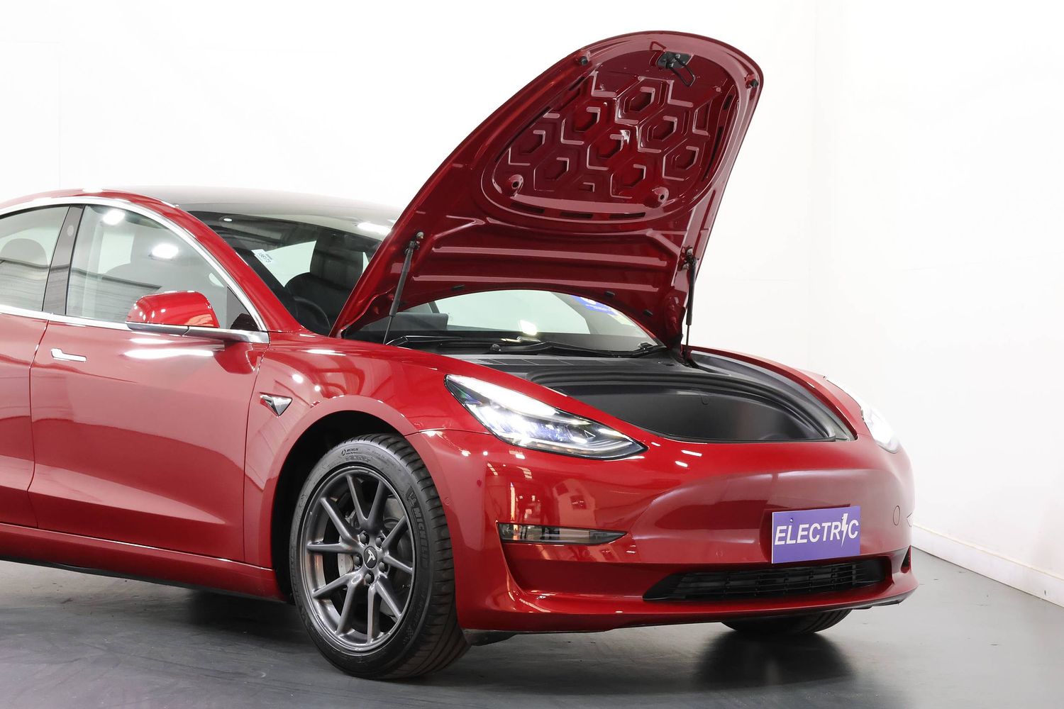 2019 Tesla Model 3 PERFORMANCE