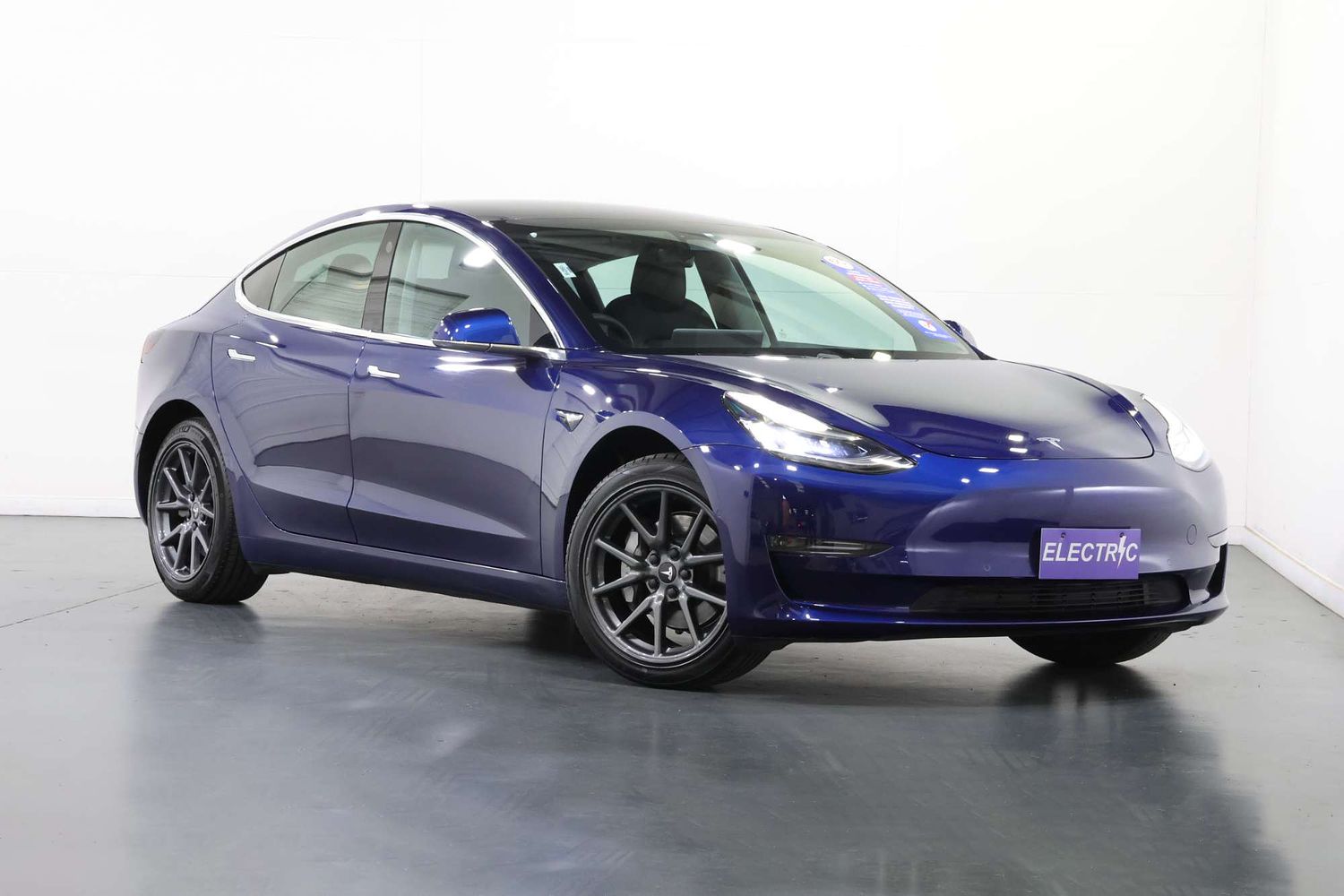 2019 Tesla Model 3 Standard Range Plus