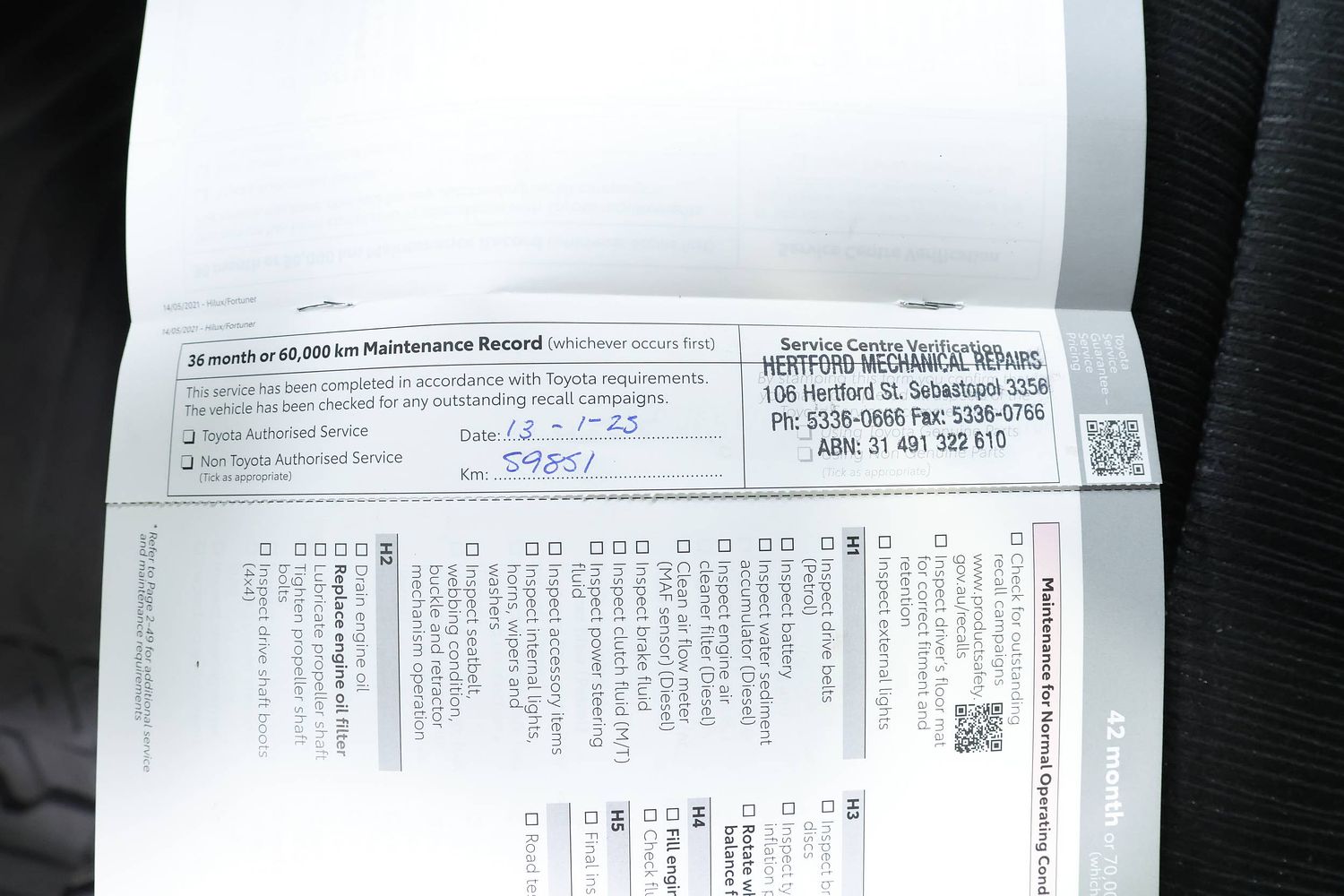 2022 Toyota Hilux SR