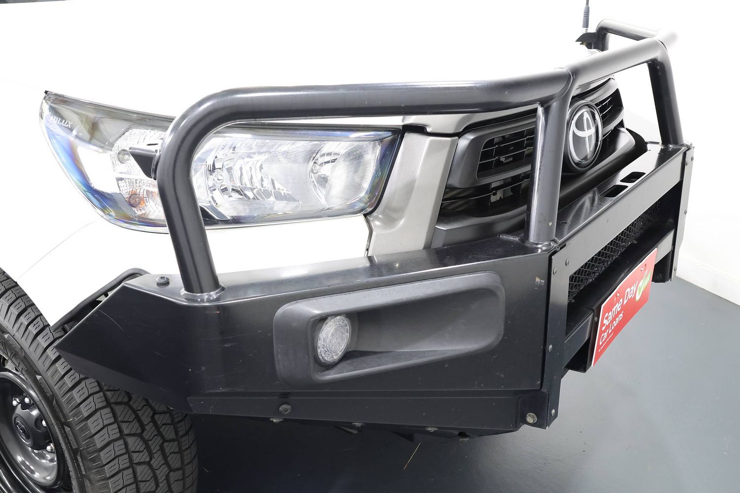 2022 Toyota Hilux SR