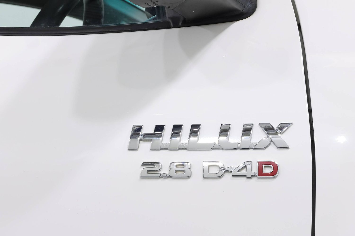 2022 Toyota Hilux SR