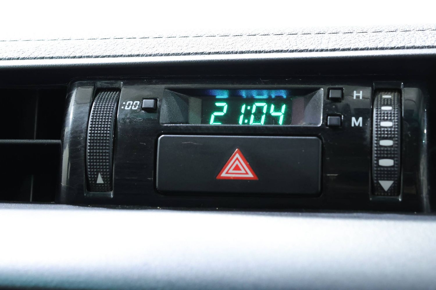 2022 Toyota Hilux SR