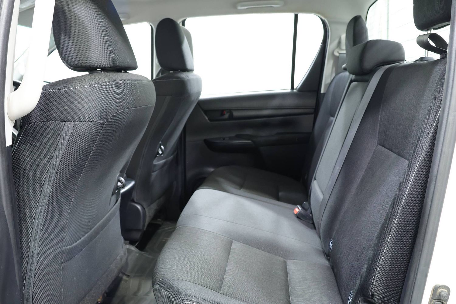 2022 Toyota Hilux SR