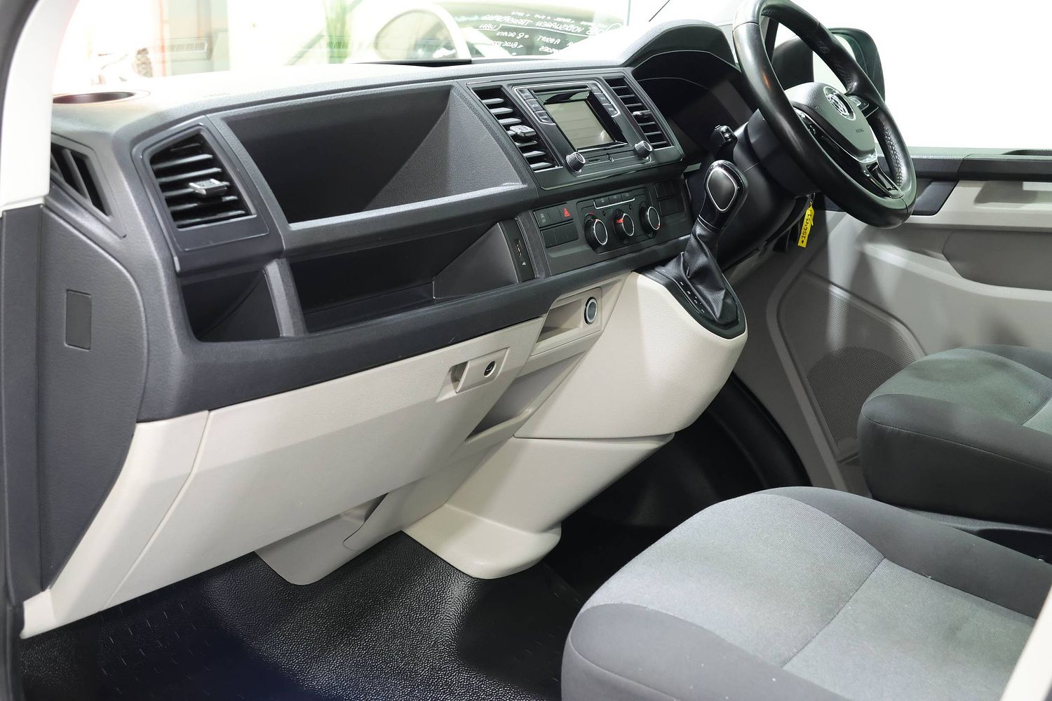 2018 Volkswagen Transporter TDI400