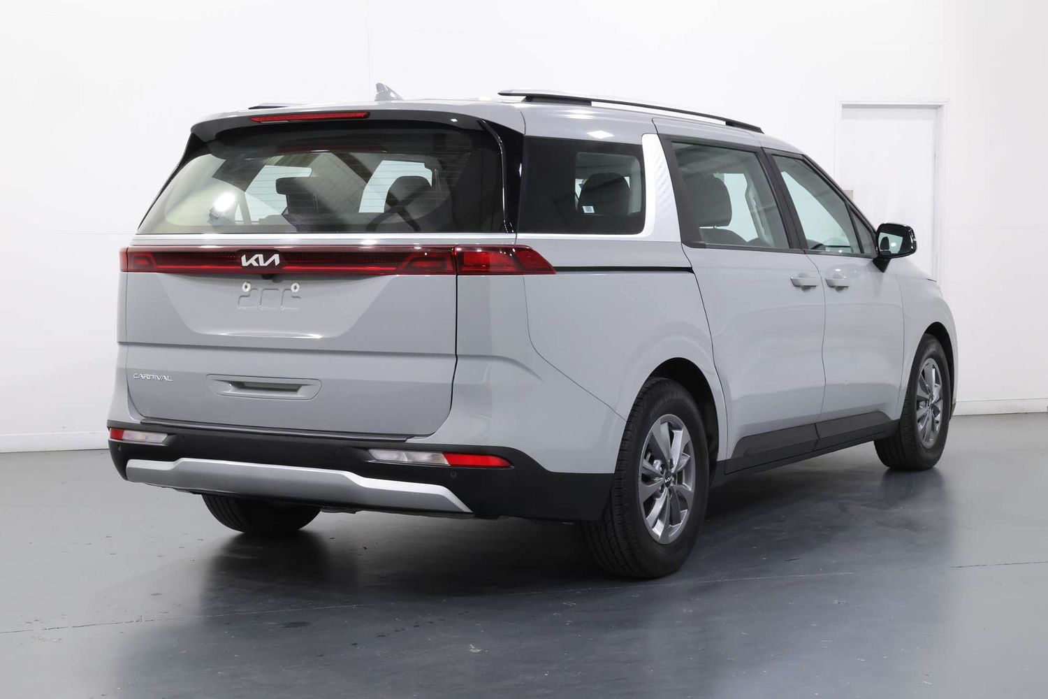 2022 Kia Carnival S