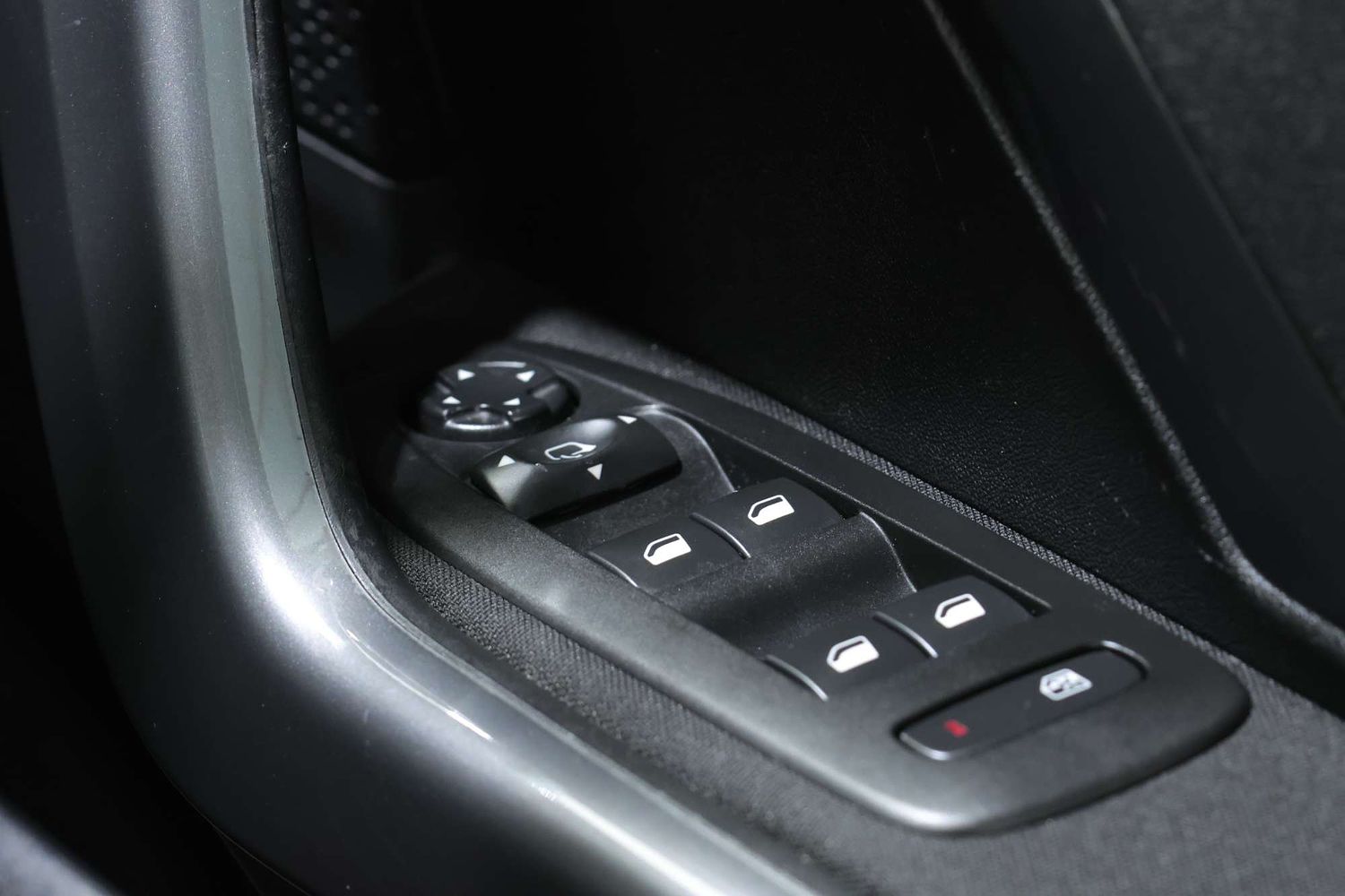 2018 Peugeot 2008 Active