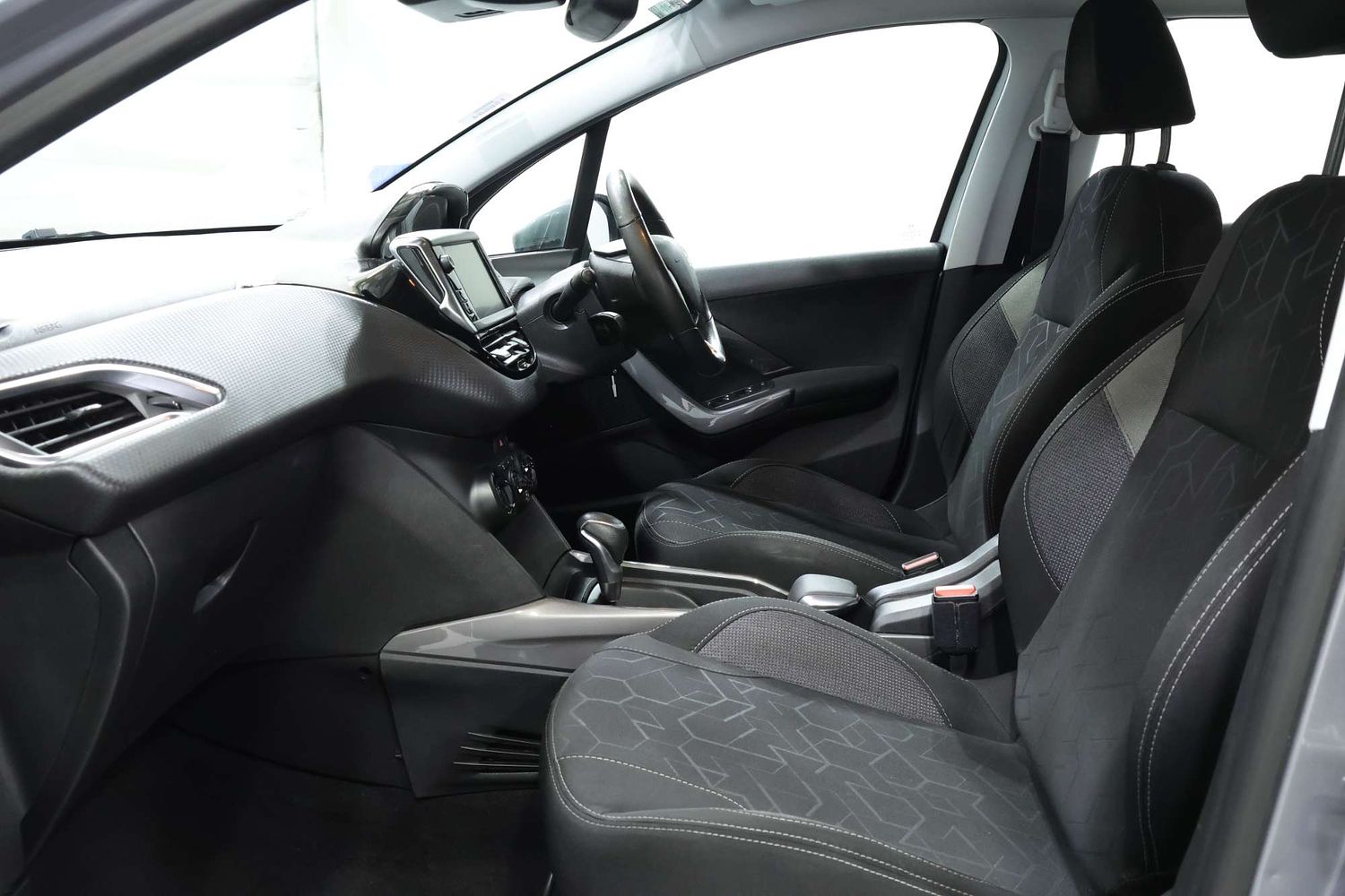 2018 Peugeot 2008 Active